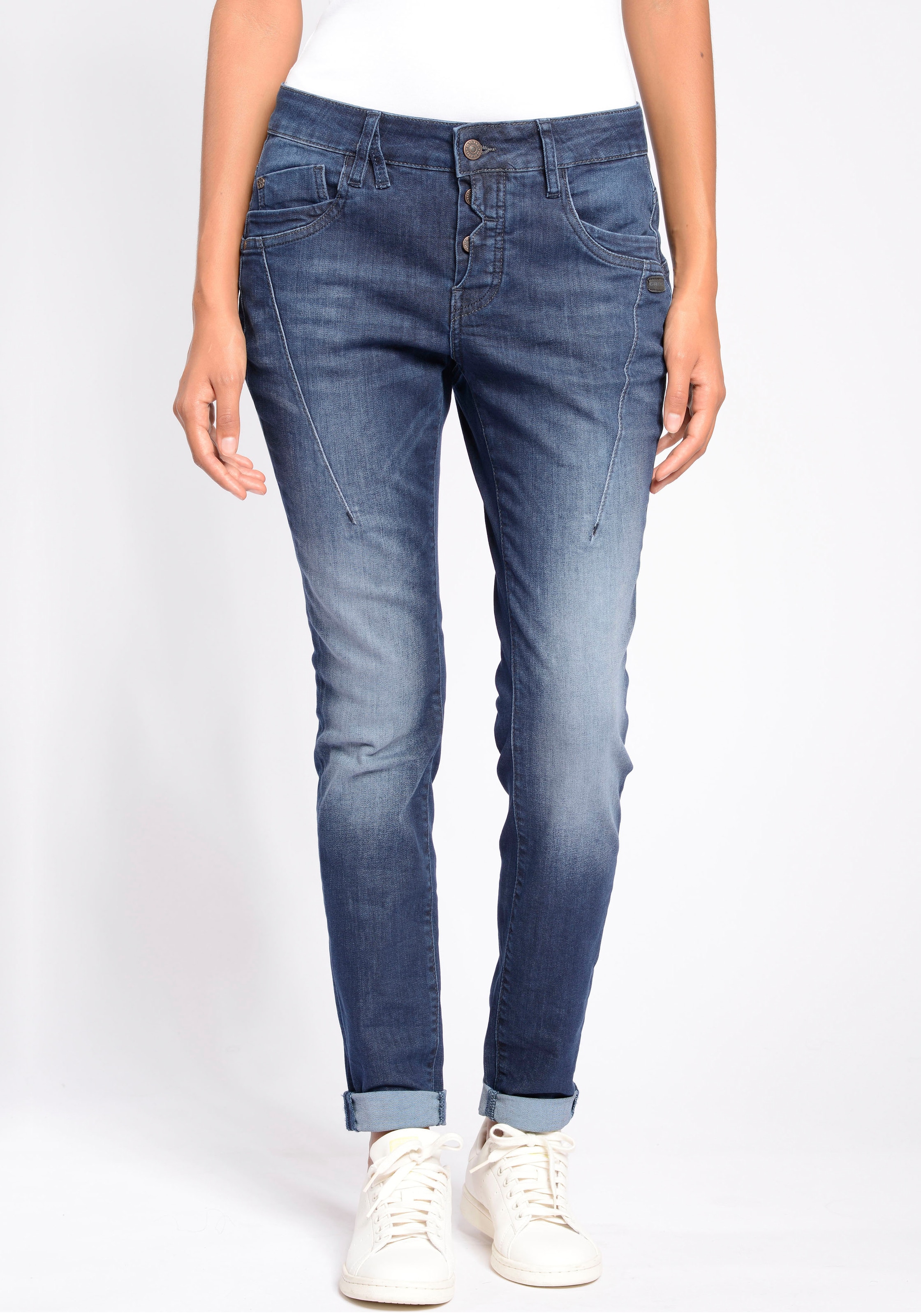 GANG Slim-fit-Jeans »94New online mit Oberschenkel Jelmoli-Versand charakteristischen bei Abnähern shoppen den quer Schweiz über Georgina«