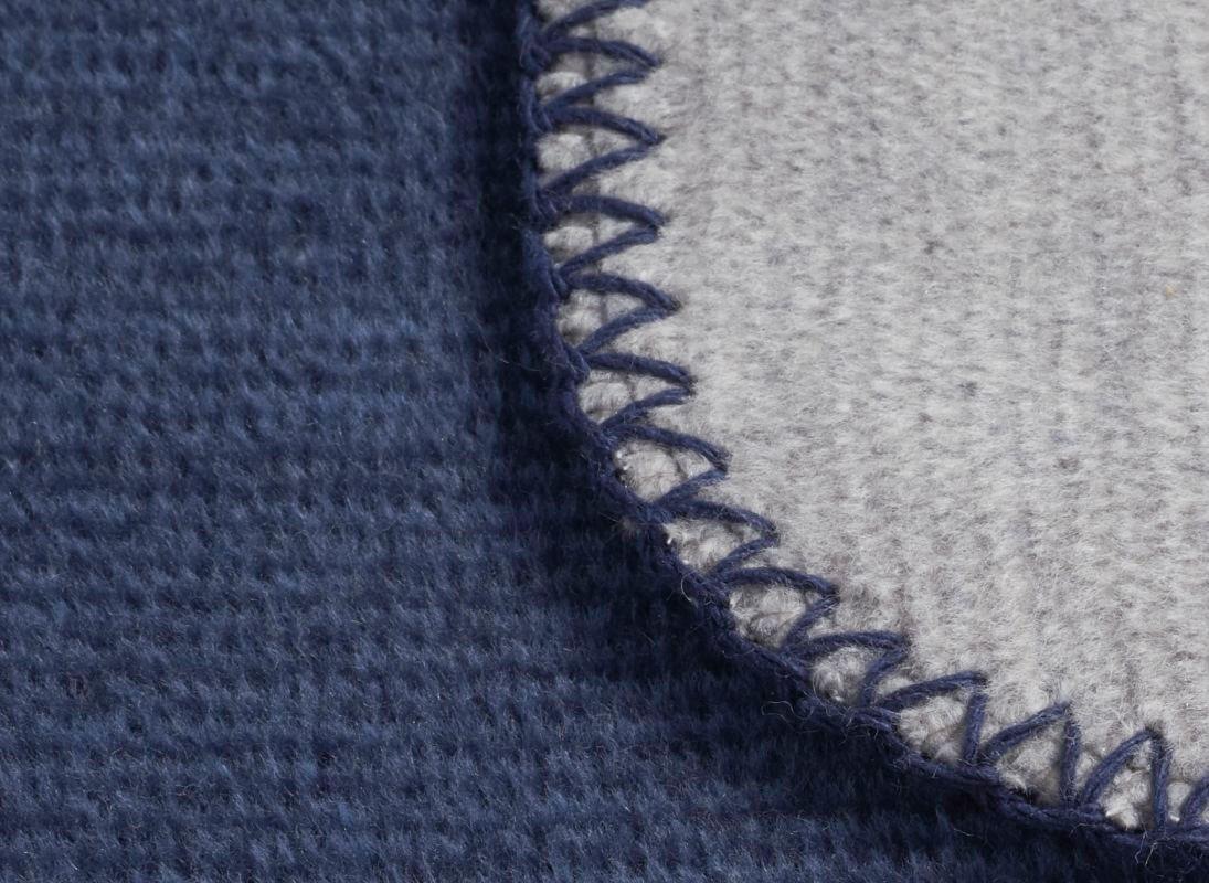 Biederlack Wohndecke »Duo«, mit unifarbener Wendeoptik, Kuscheldecke