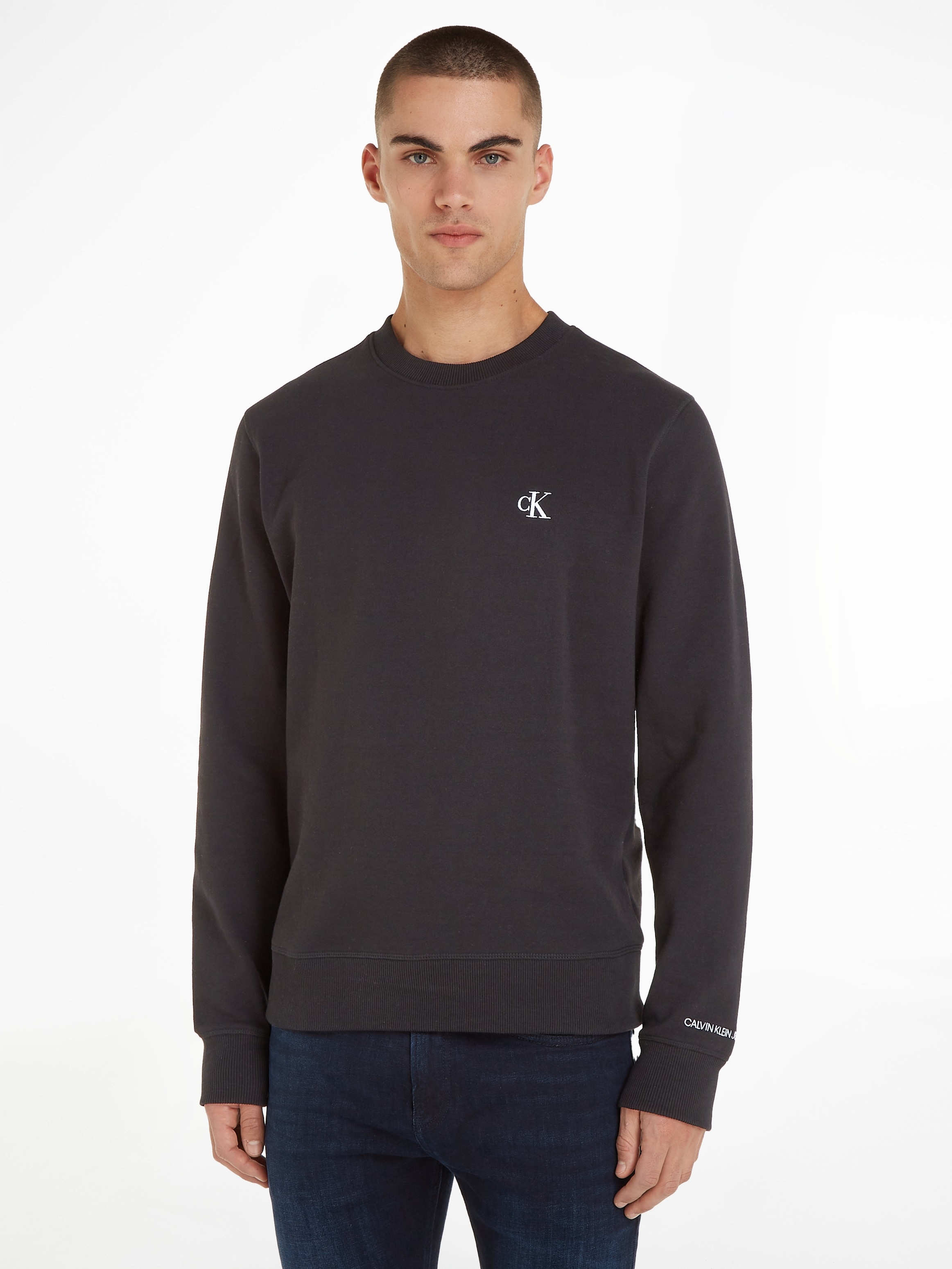 Calvin Klein Jeans Sweatshirt »CK ESSENTIAL REG CN«, mit Logoschriftzug auf dem Arm
