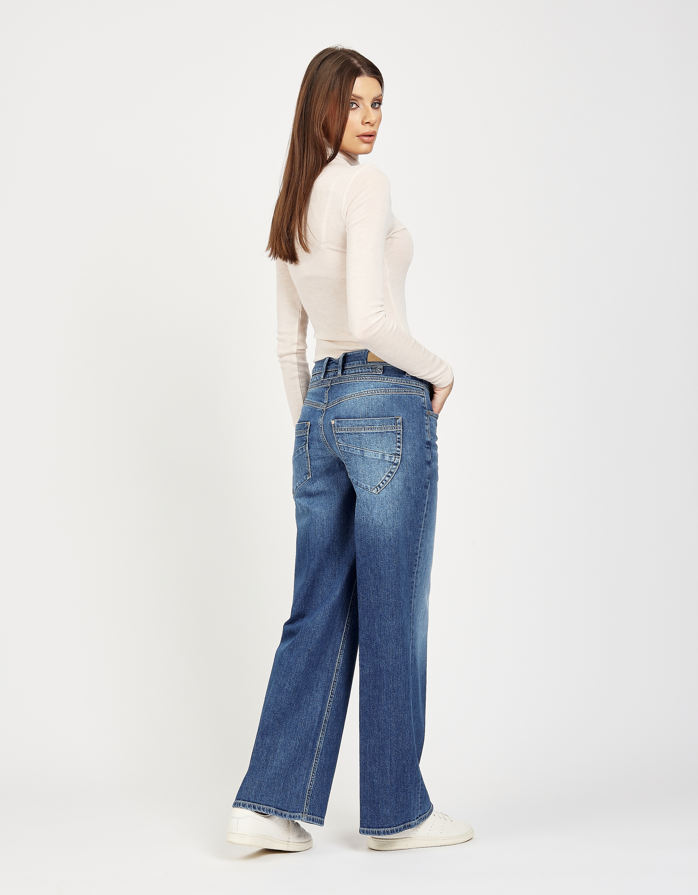 GANG Weite Jeans »94MEDINA WIDE«, mit Knopfverschluss