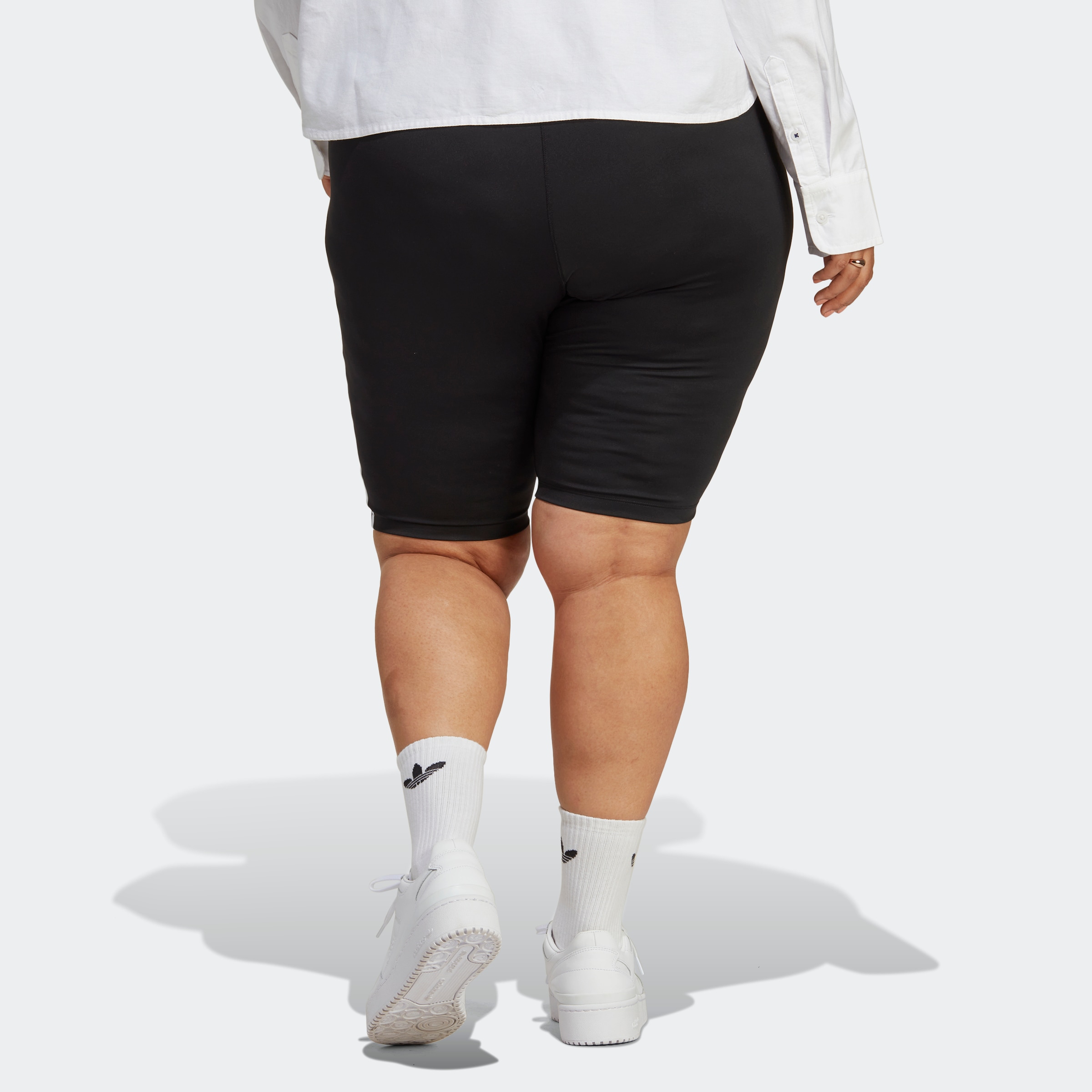 adidas Originals Shorts »ADICOLOR CLASSICS HIGHWAISTED KURZE«, (1 tlg.)  online shoppen bei Jelmoli-Versand Schweiz | 