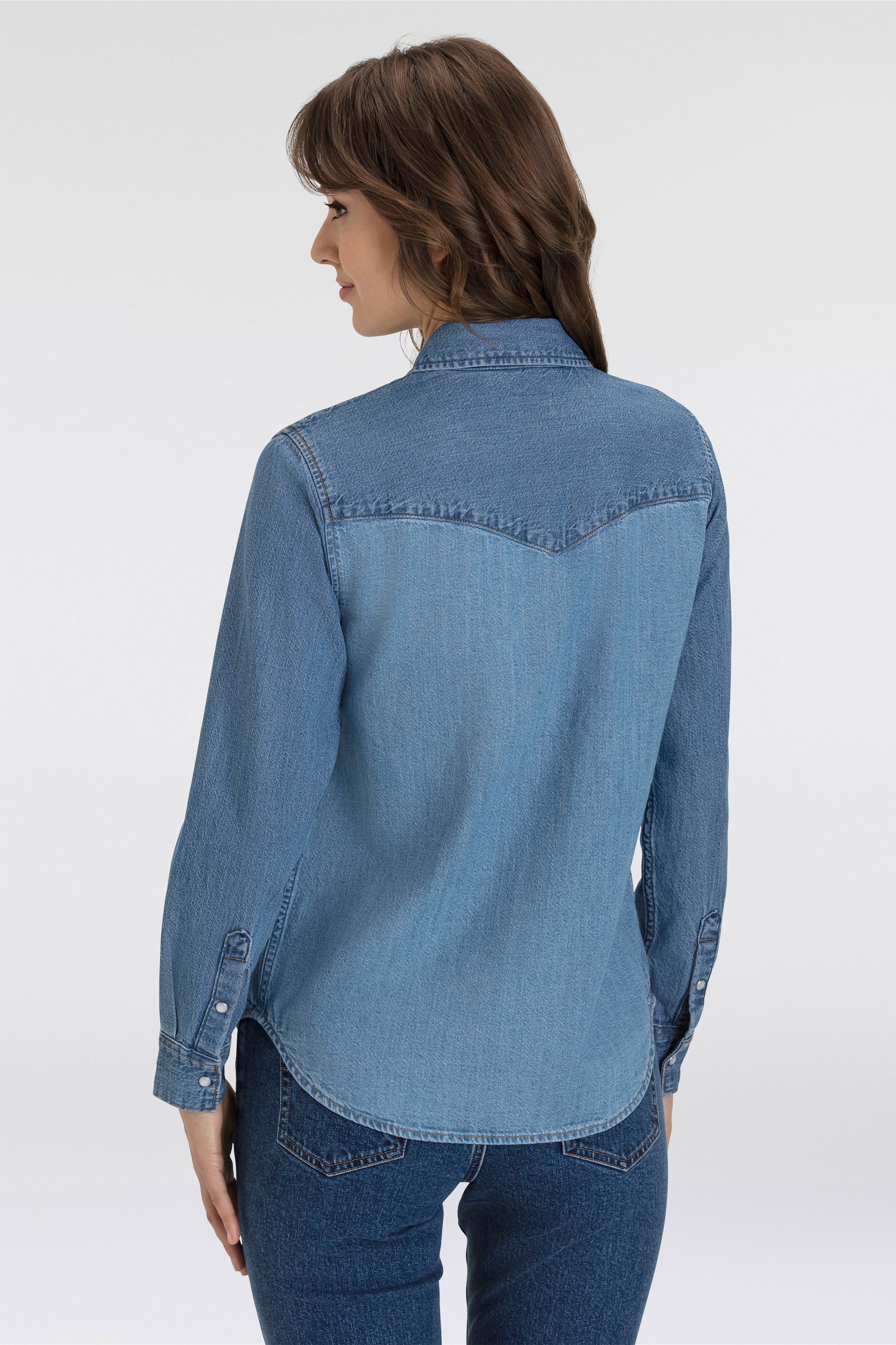 Levi's® Jeansbluse »ESSENTIAL WESTERN«, mit Brusttaschen mit Druckknöpfen