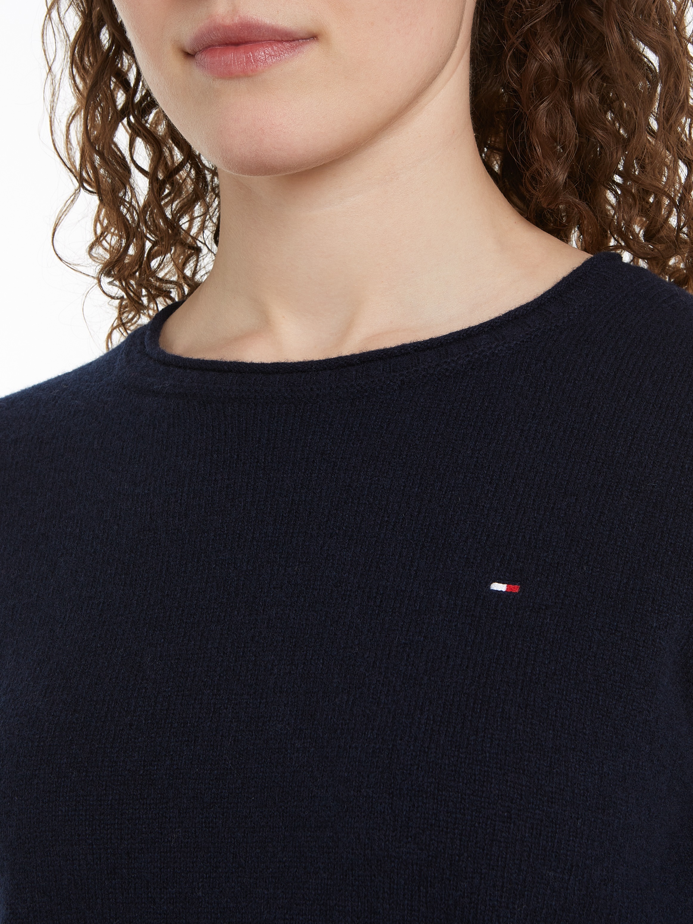Tommy Hilfiger Strickpullover »SOFT WOOL C-NK SWEATER«, mit Logostickerei, aus 100% Wolle