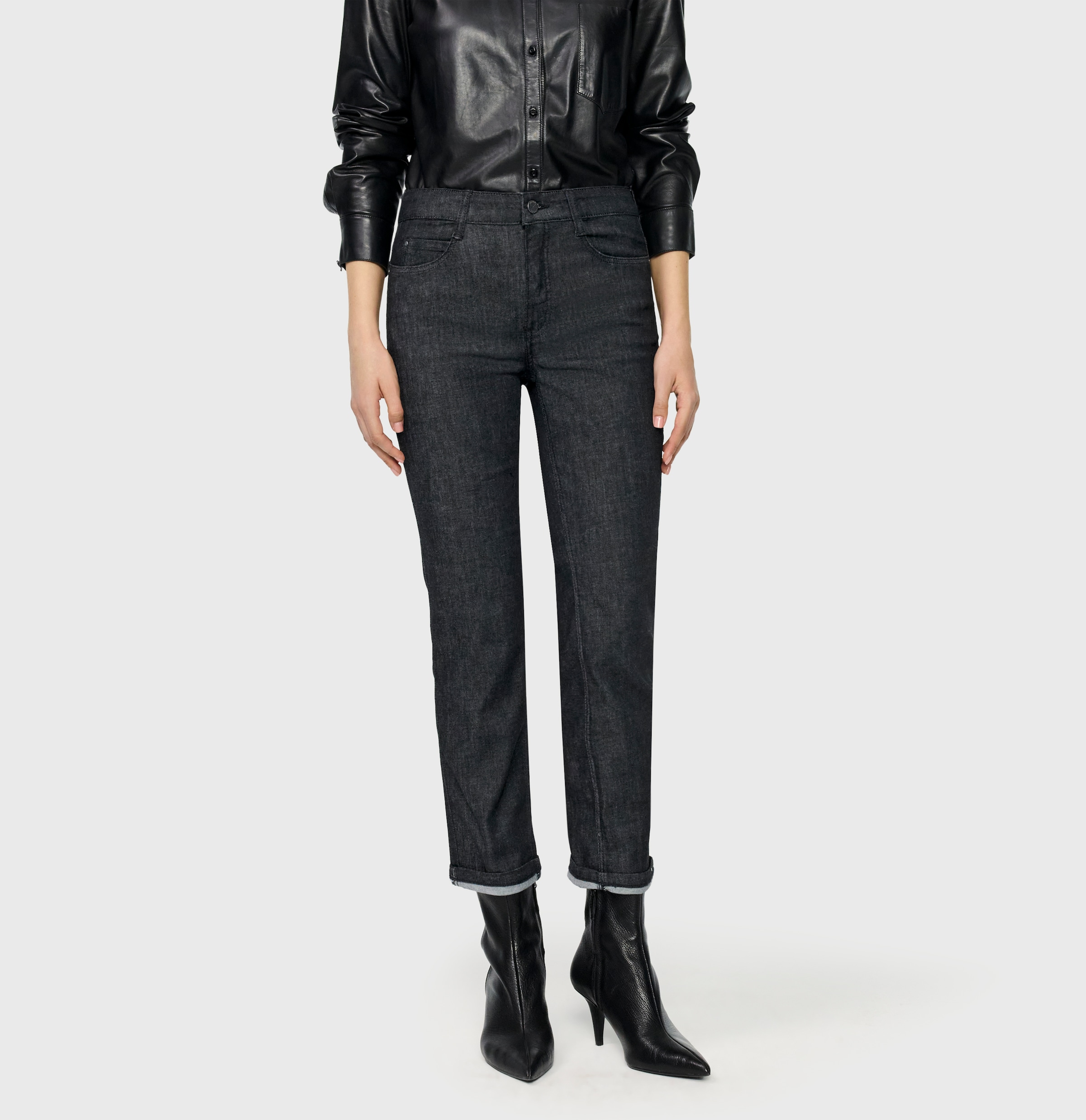 MAC 7/8-Jeans "DREAM cropped auth." Innovativer Hyperstretch Denim mit figurformendem Shaping-Effekt