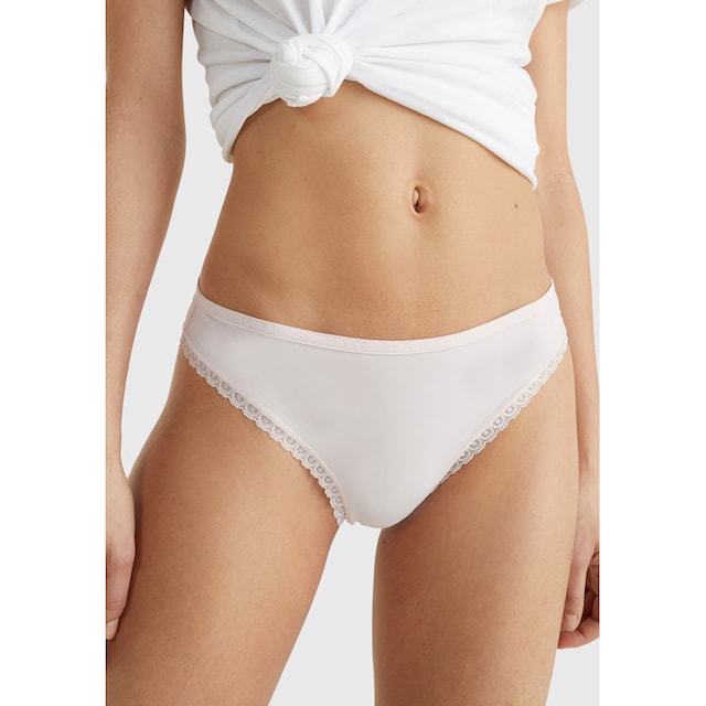 Tommy Hilfiger Underwear Bikinislip »3P BIKINI«, (Packung, 3er-Pack), mit  Spitzenkante 6 Tommy Hilfiger Logo-Elastiktape online kaufen bei  Jelmoli-Versand Schweiz