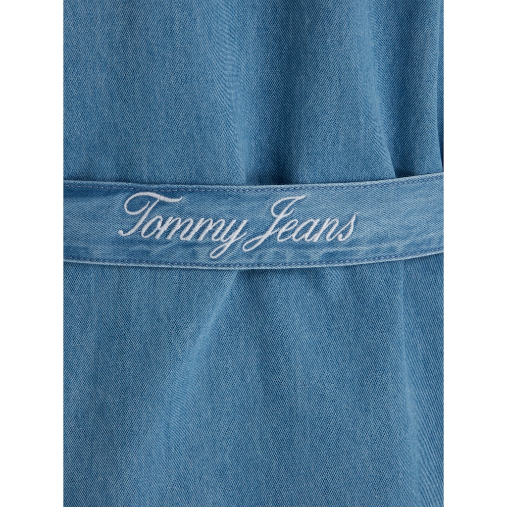 Tommy Jeans Curve Shirtkleid »TJW BELTED DENIM SHIRT DRESS EXT«