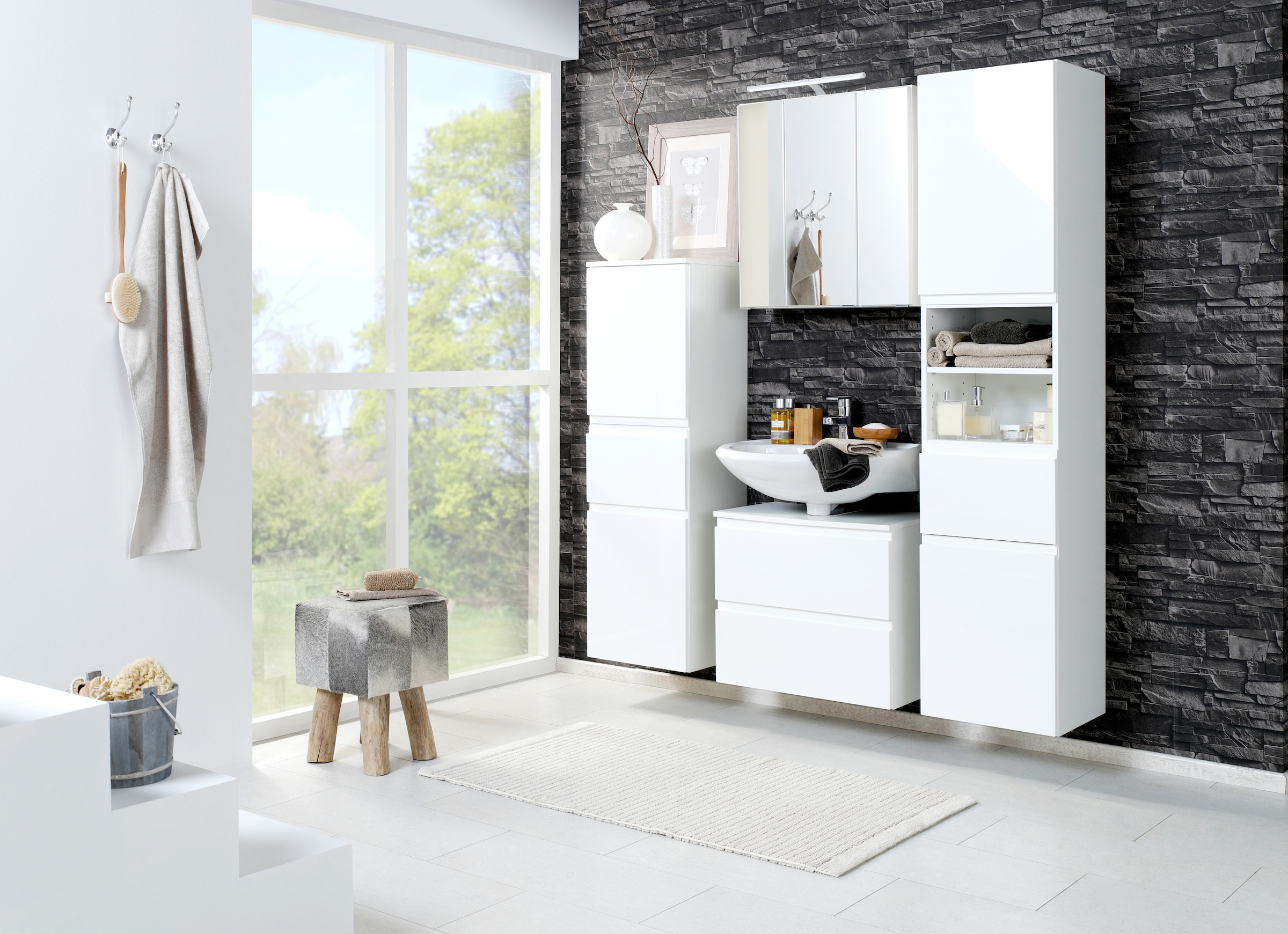 welltime Hochschrank »Cardiff«, Breite 40 cm, mit Softclose-Funktion