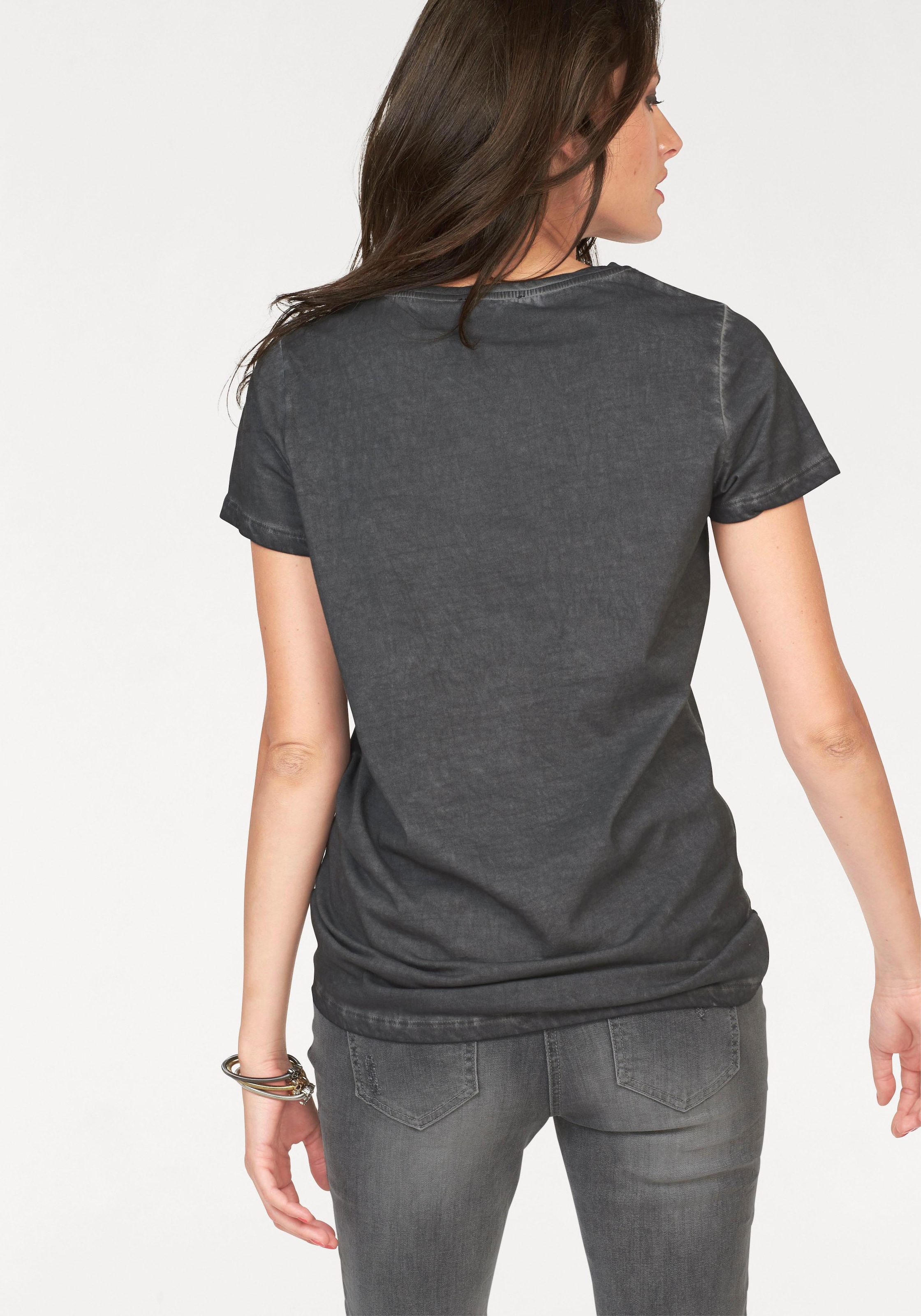 Aniston Jelmoli-Versand T-Shirt, Schweiz shoppen dyed-Waschung online Oil CASUAL mit bei