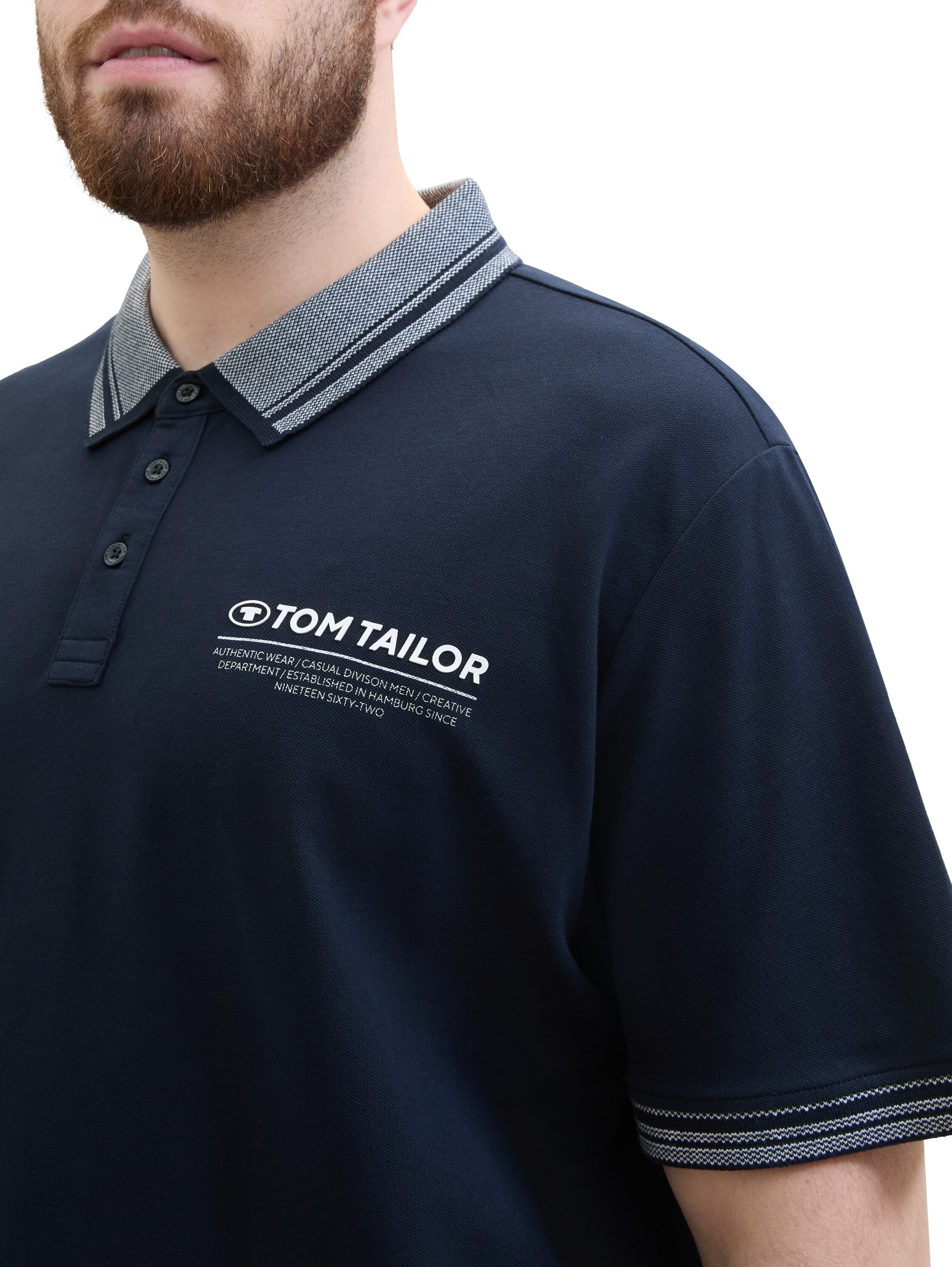 TOM TAILOR PLUS Poloshirt, mit Logoprint und Knopfleiste