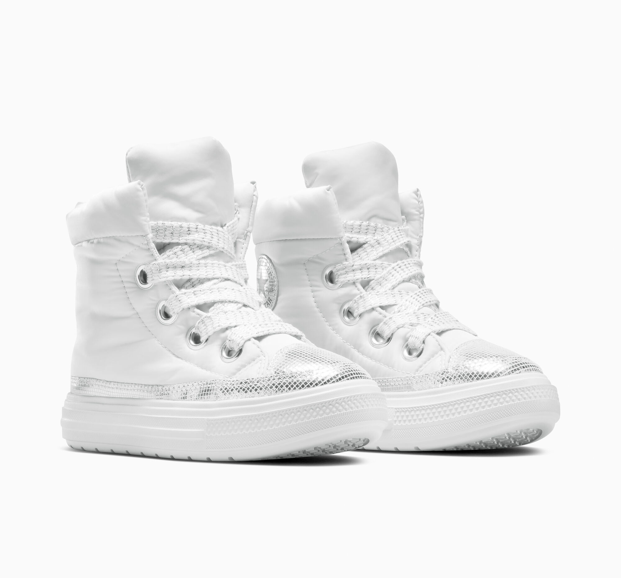 Converse Sneaker »CHUCK TAYLOR ALL STAR ELEMENTS BOOT« gefüttert