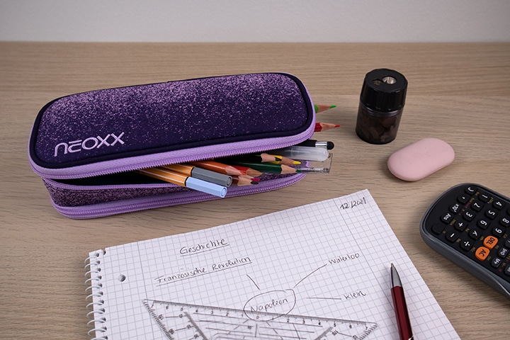 neoxx Schreibgeräteetui »Schlamperbox, Catch, Glitterally perfect«, aus recycelten PET-Flaschen