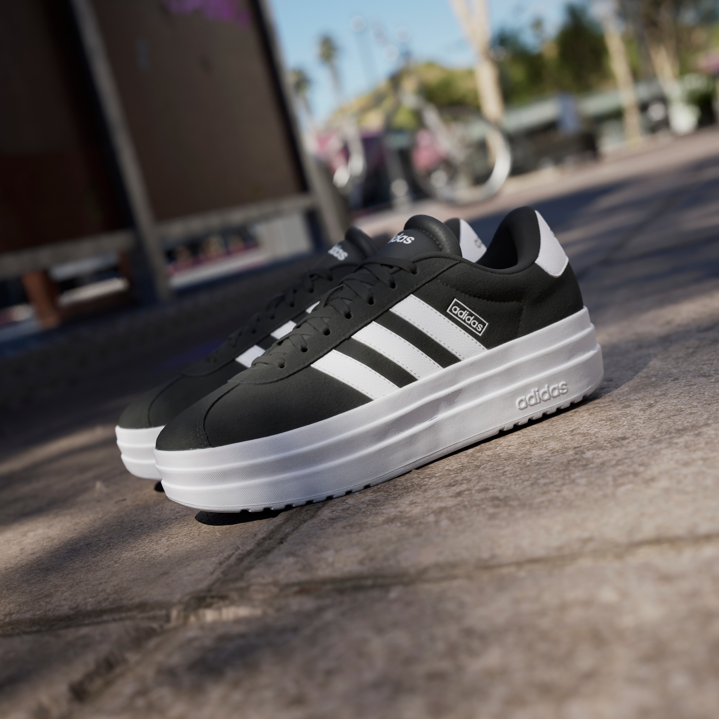 adidas Sportswear Sneaker »VL COURT BOLD«, Design auf den Spuren des adidas Gazelle Bold