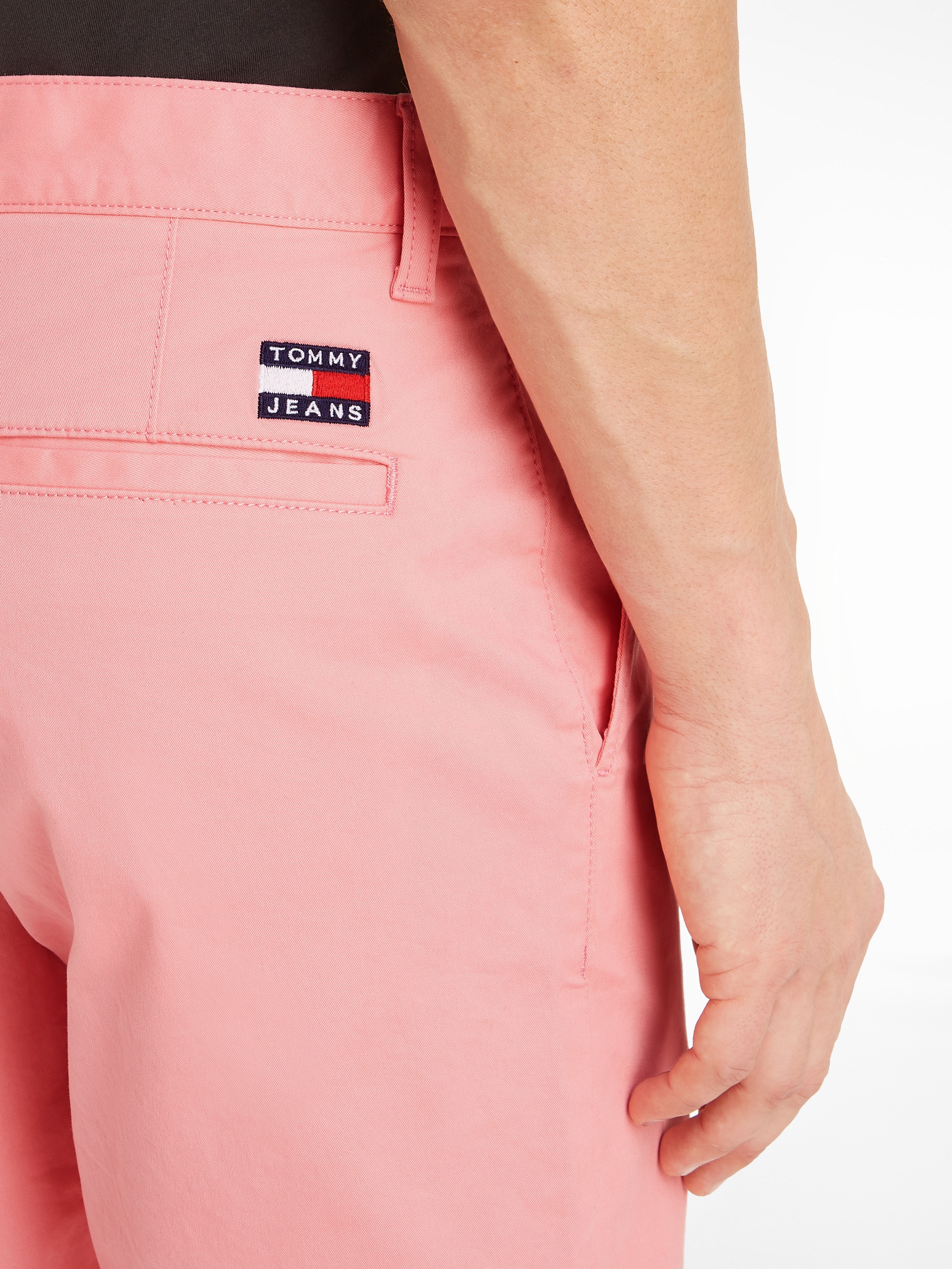 Tommy Jeans Chinoshorts »TJM SCANTON SHORT«, Markenstickerei