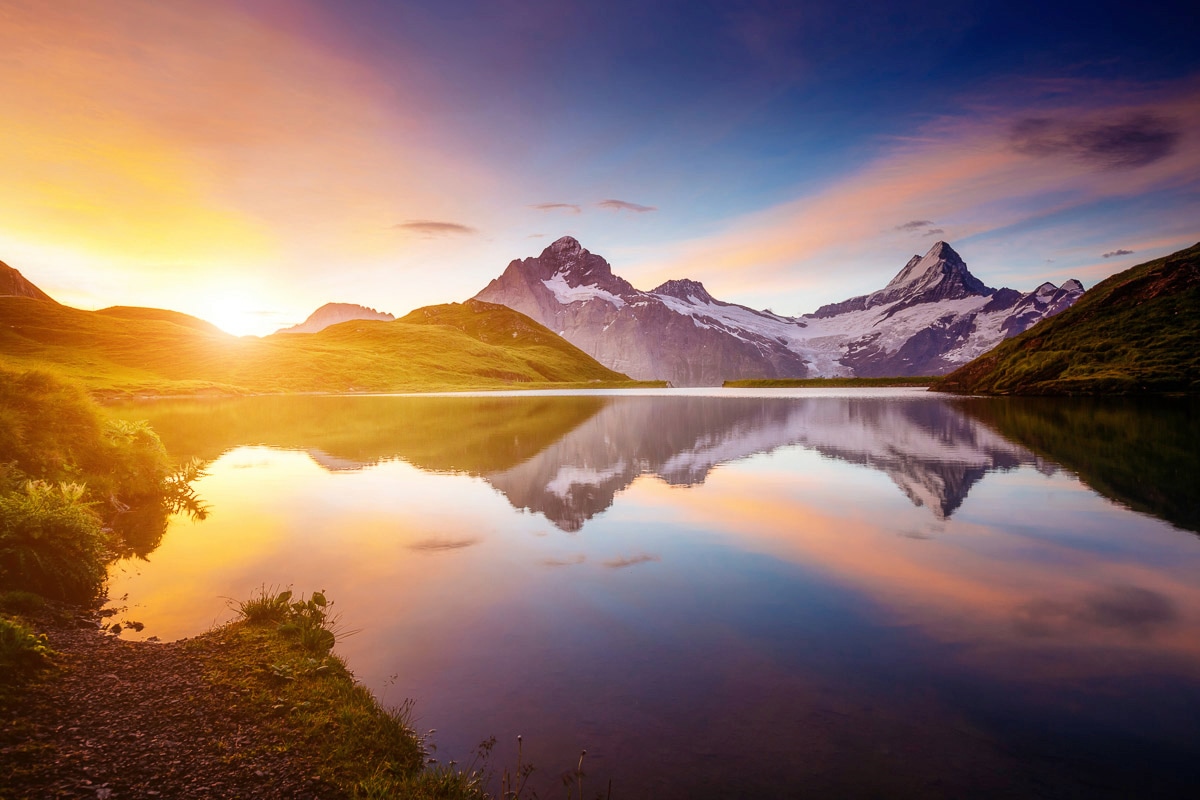 Papermoon Fototapete »See an Berg«