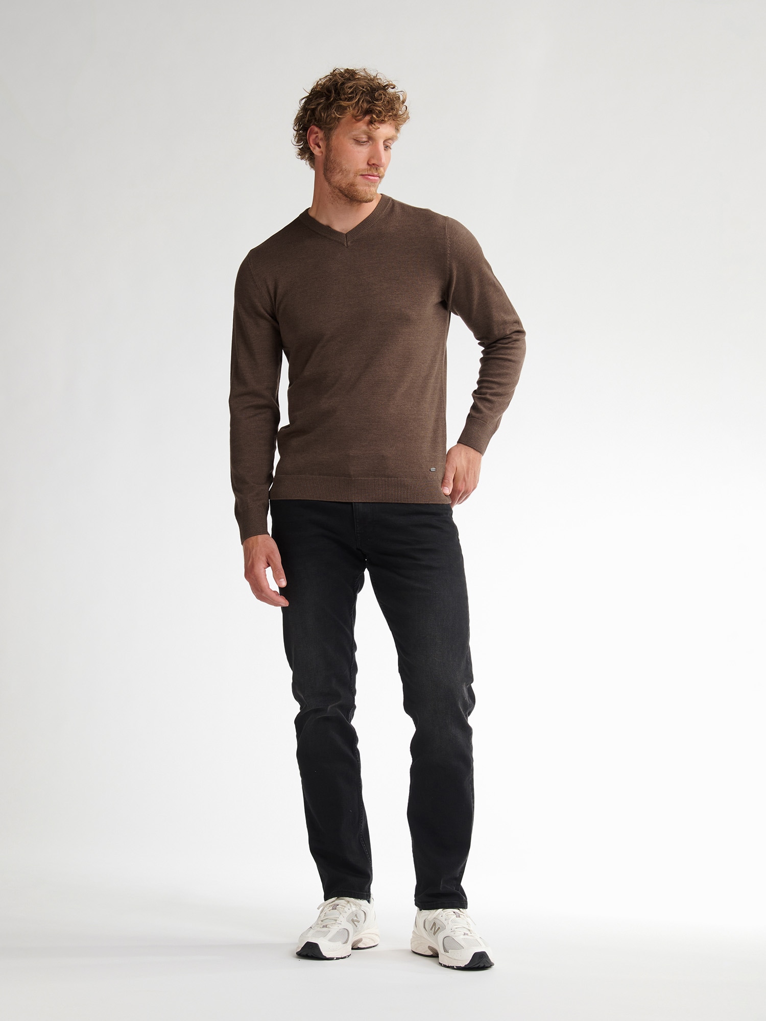 Petrol Industries V-Ausschnitt-Pullover »V-Neck Basi«, Materialmix mit Baumwollanteil