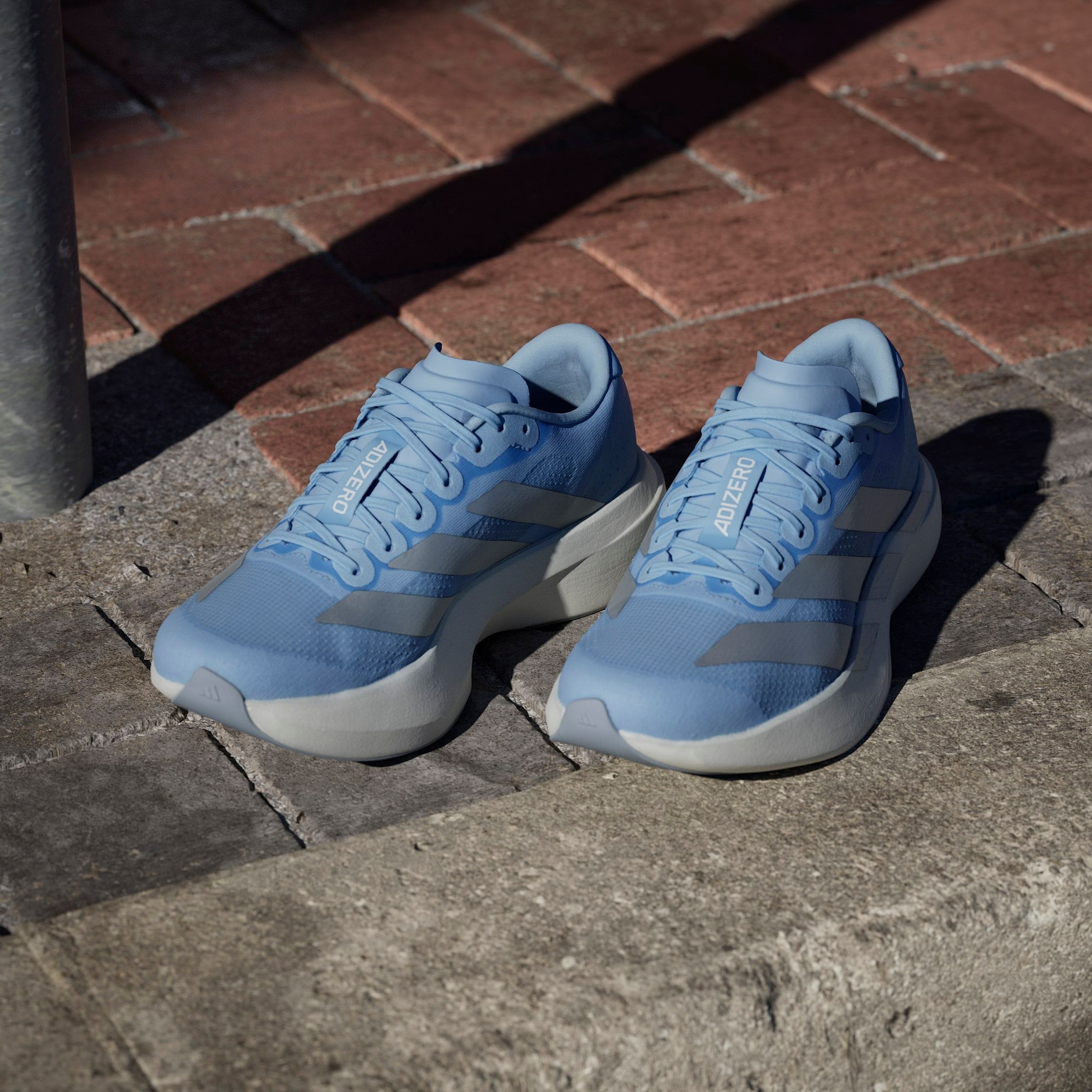 adidas Performance Laufschuh, angelehnt an das Design vom Adios Pro Evo