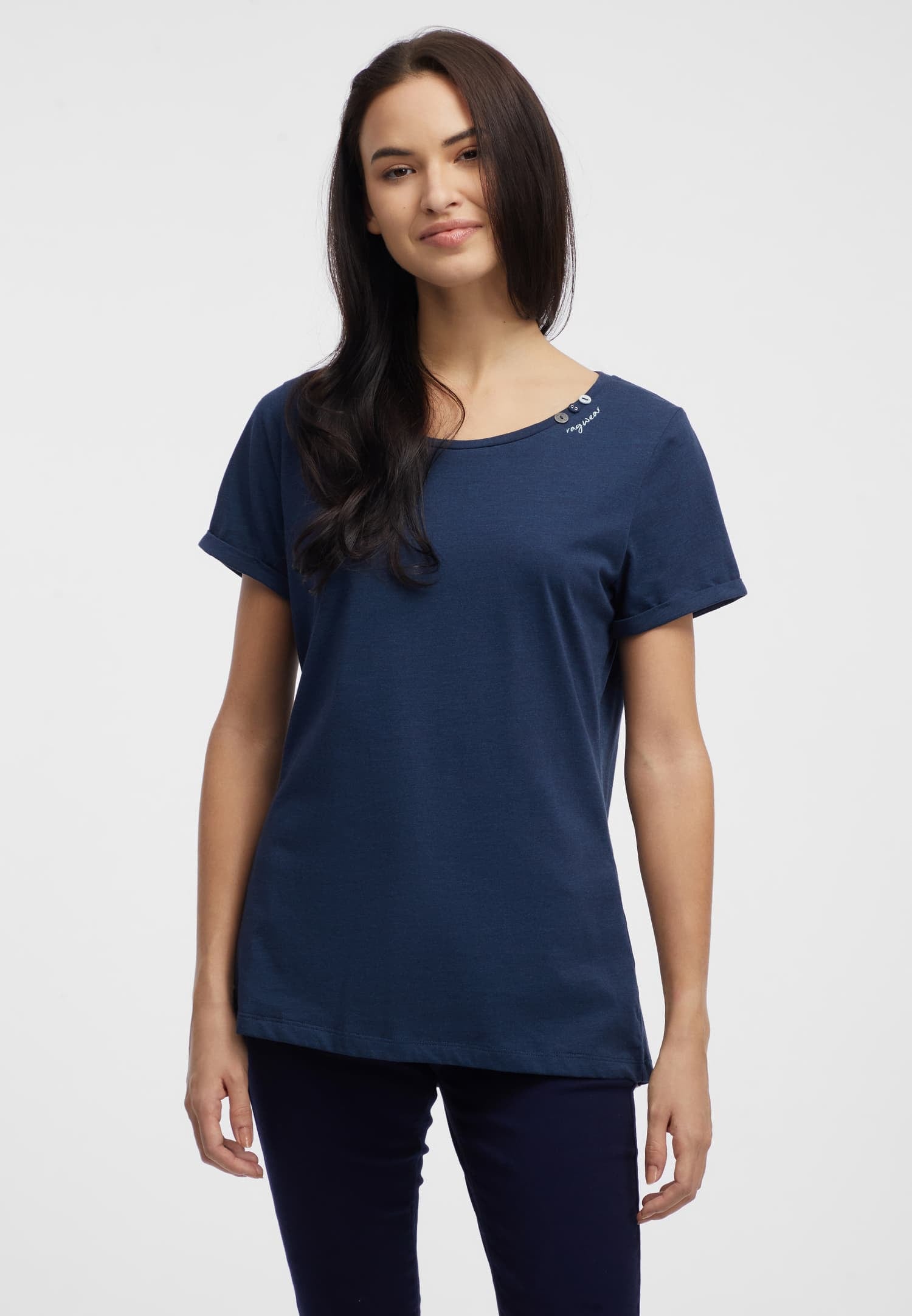 Kurzarmshirt »FLLORAH COMFY GOTS«, Basic Shirt mit Zierknöpfen und Logostickerei