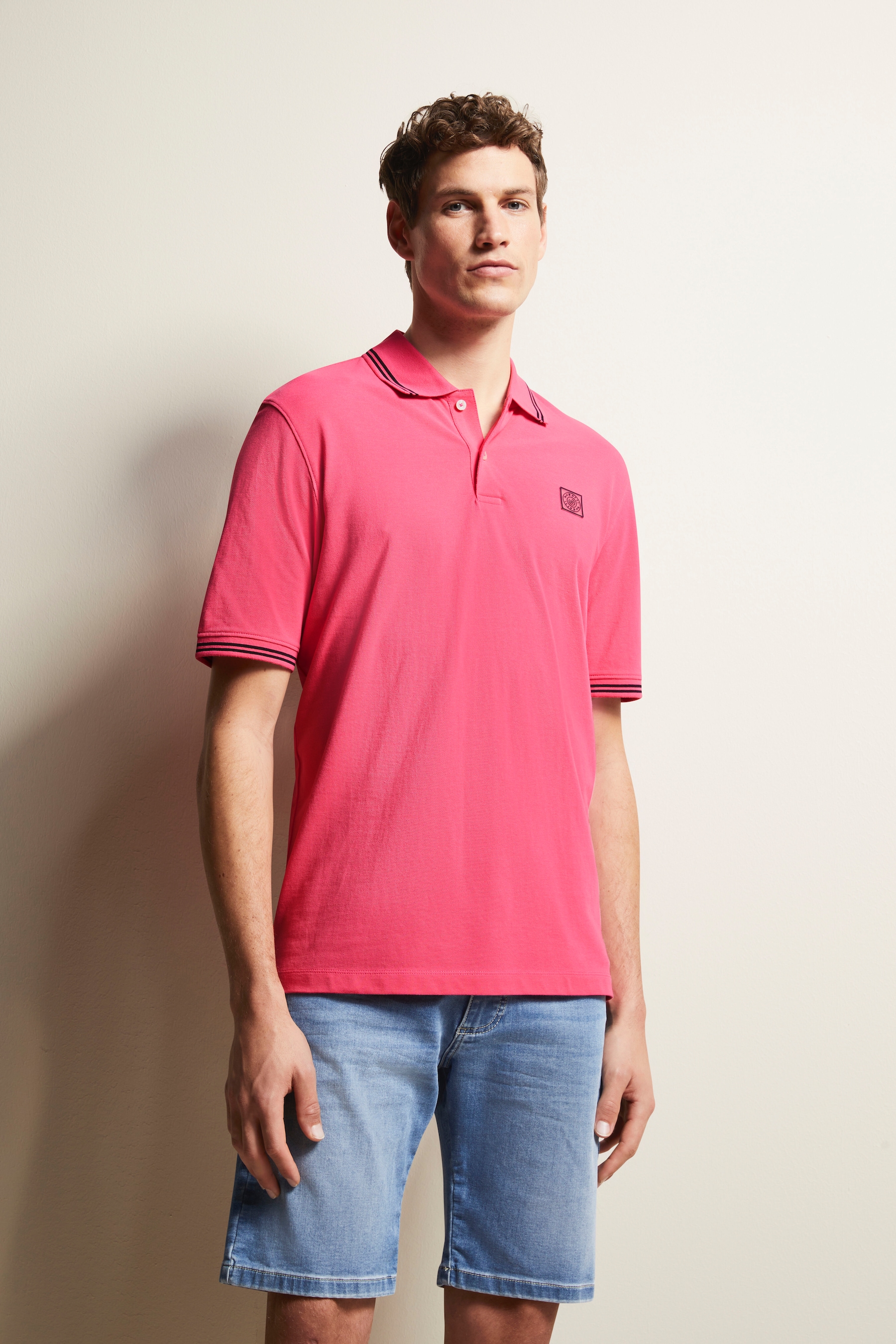 bugatti Poloshirt mit Kontraststreifen