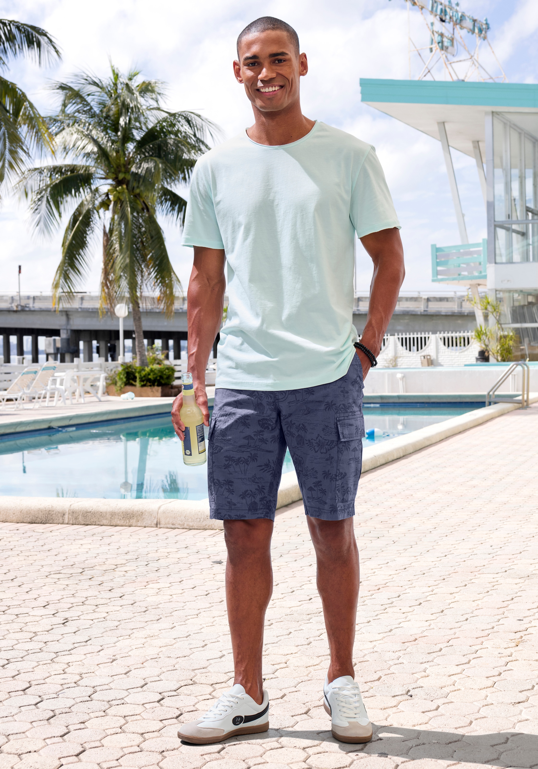 John Devin Cargoshorts, Shorts aus elastischer Baumwolle, modisch bedruckt