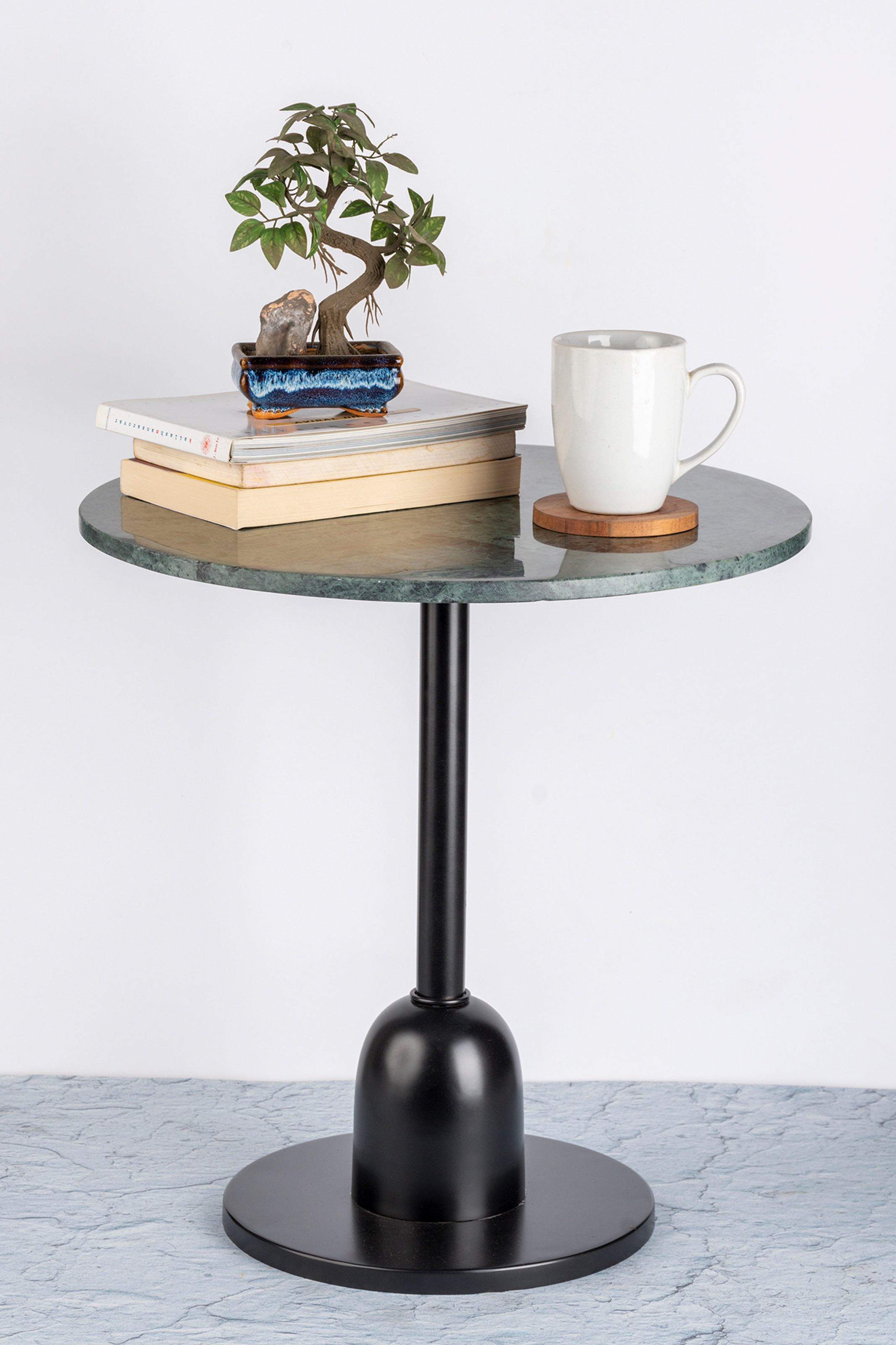 Kayoom Beistelltisch "Gordon 125, einzigartiges Design durch Herstellung in Handarbeit" 1 Stk. tlg. Industrial Style, Tischplatte aus Marmor, runde Form