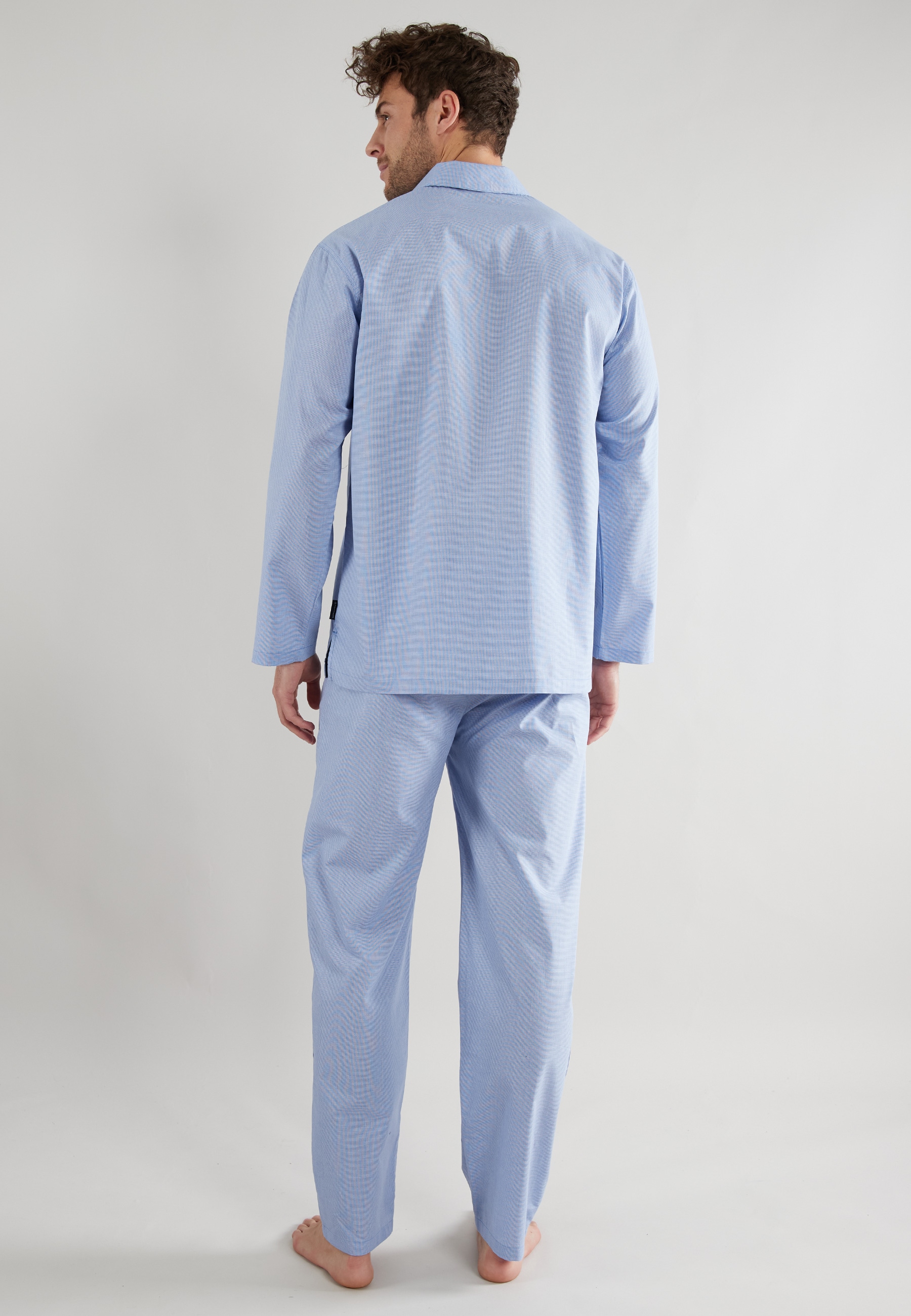 TOM TAILOR Pyjama, (2 tlg.), Knopfleiste, Langarm, V-Kragen, lange Hose, kühlend, Karo-Muster