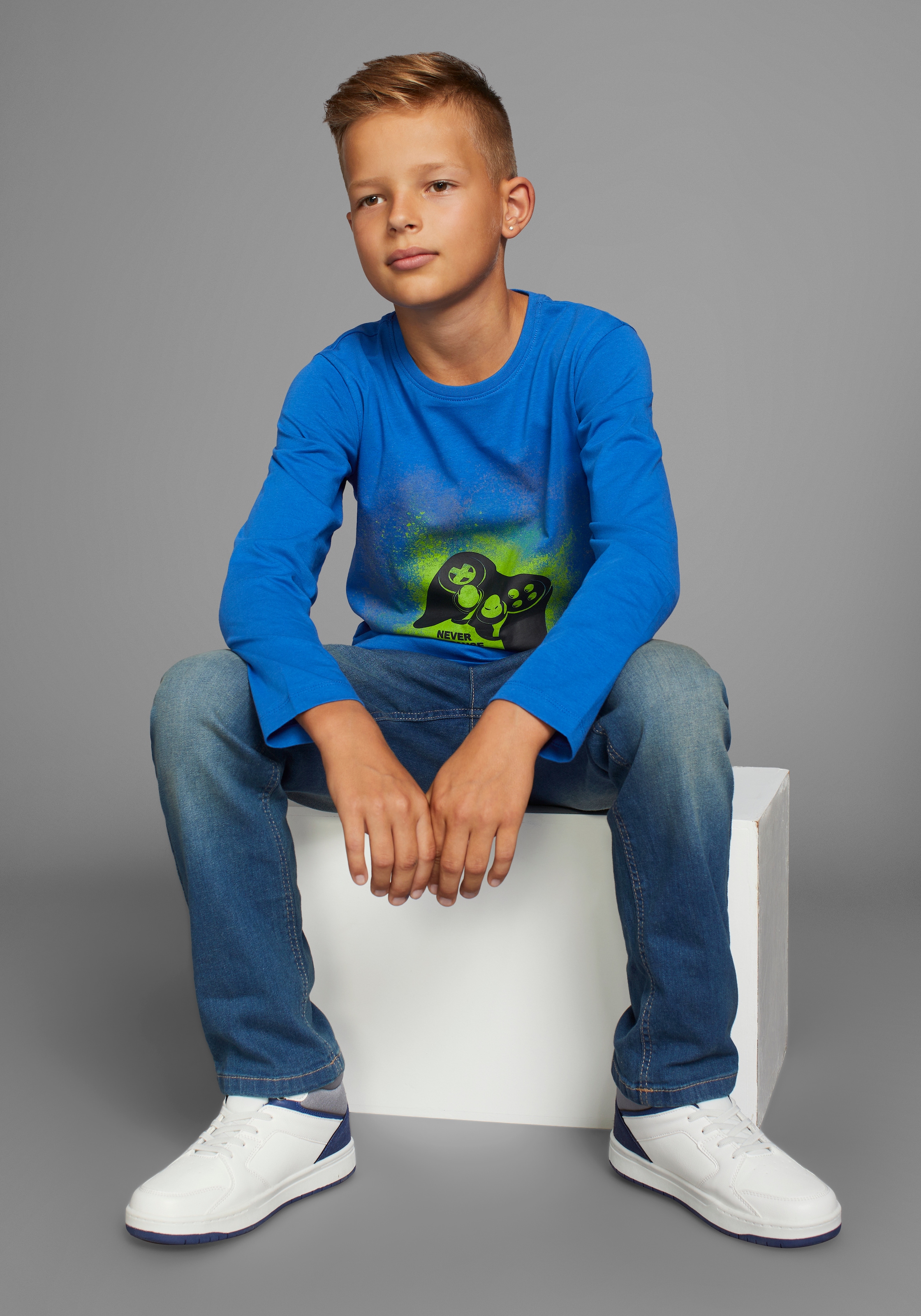 KIDSWORLD Langarmshirt »GAMER«, Langarm, Basic-Passform, mit trendigem Aufdruck