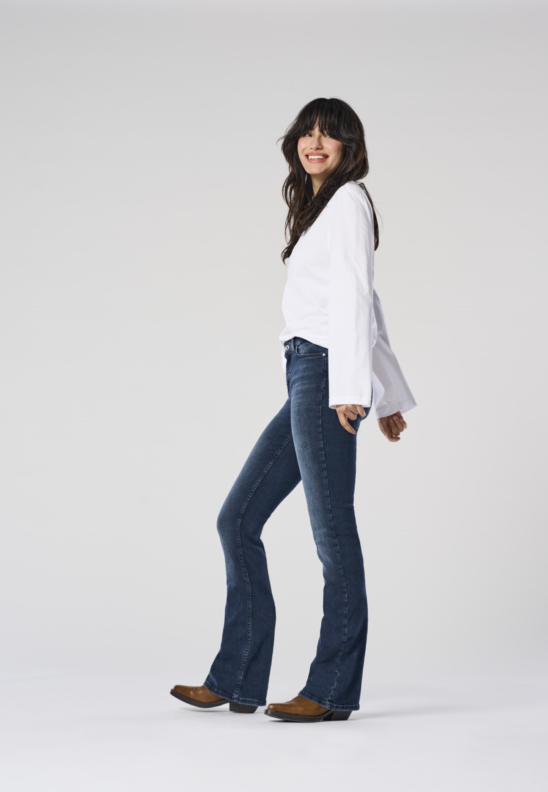 ONLY Bootcut-Jeans »ONLBLUSH MID FLARED DNM REA409 NOOS«