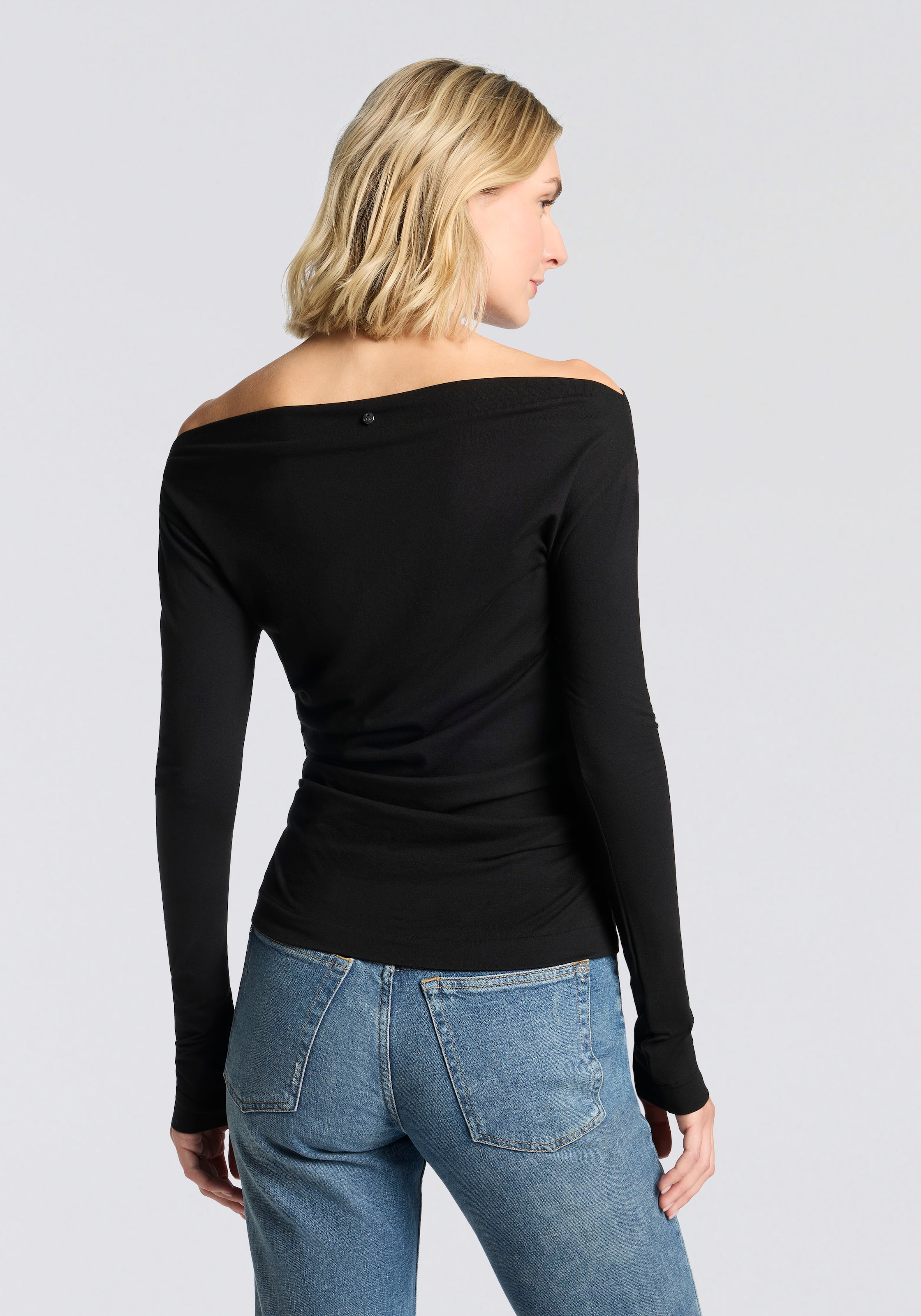 BOSS ORANGE Langarmshirt »Enili Premium Damenmode«, mit Carmenausschnitt