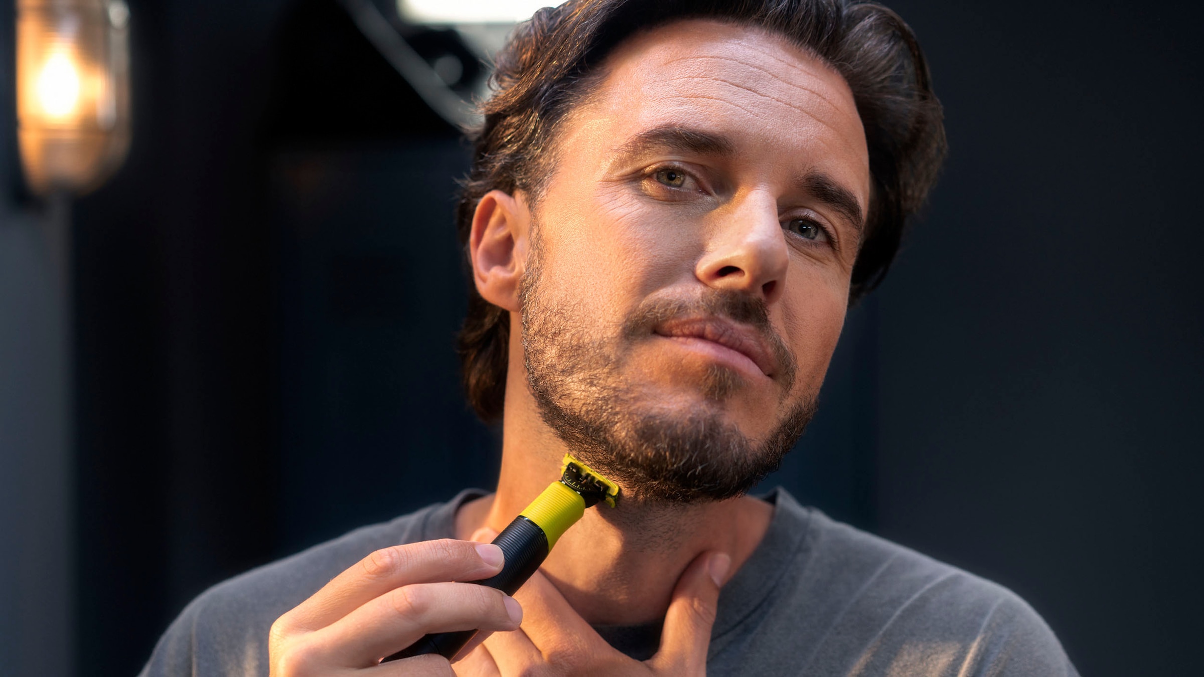 Philips Elektrorasierer »OneBlade Face & Body QP4631/65«, 4 St. Aufsätze, 360-Grad-Klinge, inkl. verstellbarem 5-in-1 Kammaufsatz