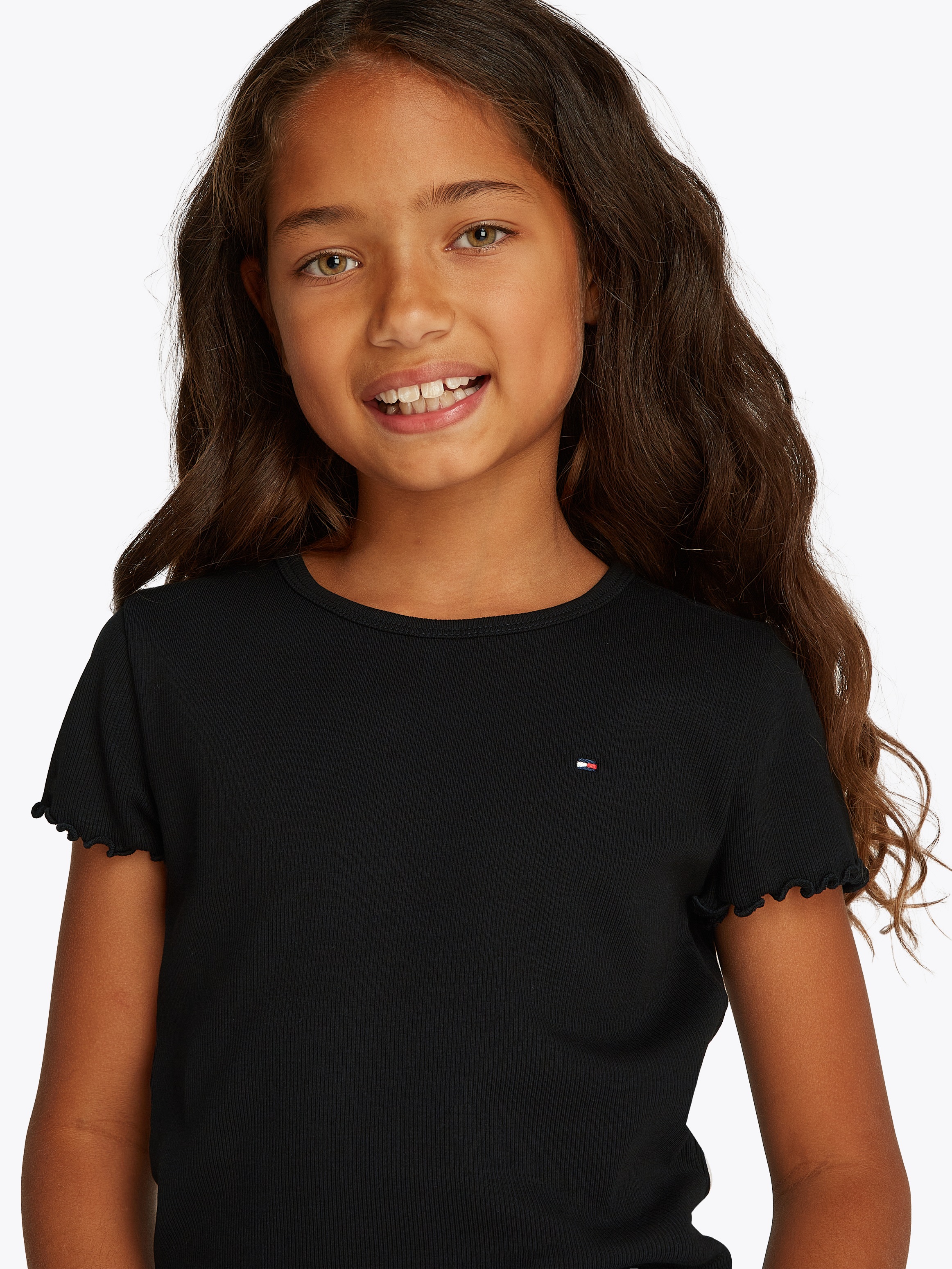 Tommy Hilfiger T-Shirt »ESSENTIAL RIB TOP mit Babylock-Kanten und Stickerei« unifarben, casual, regular fit, Baumwollmix, Rundhals