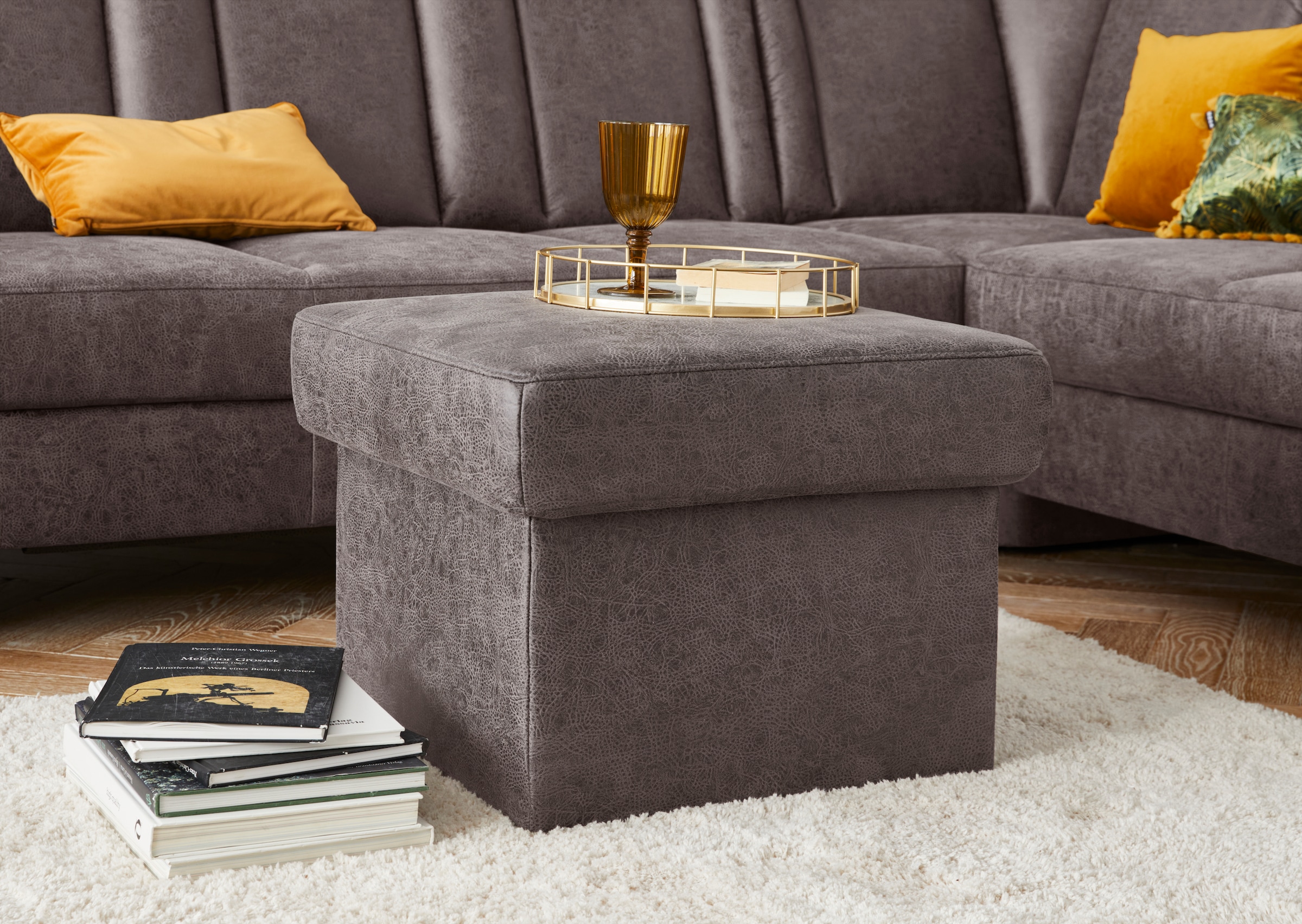 sit&more Stauraumhocker »Melissa«, klassisches Design, optional in dem mit Wasser zu reinigendem Bezug