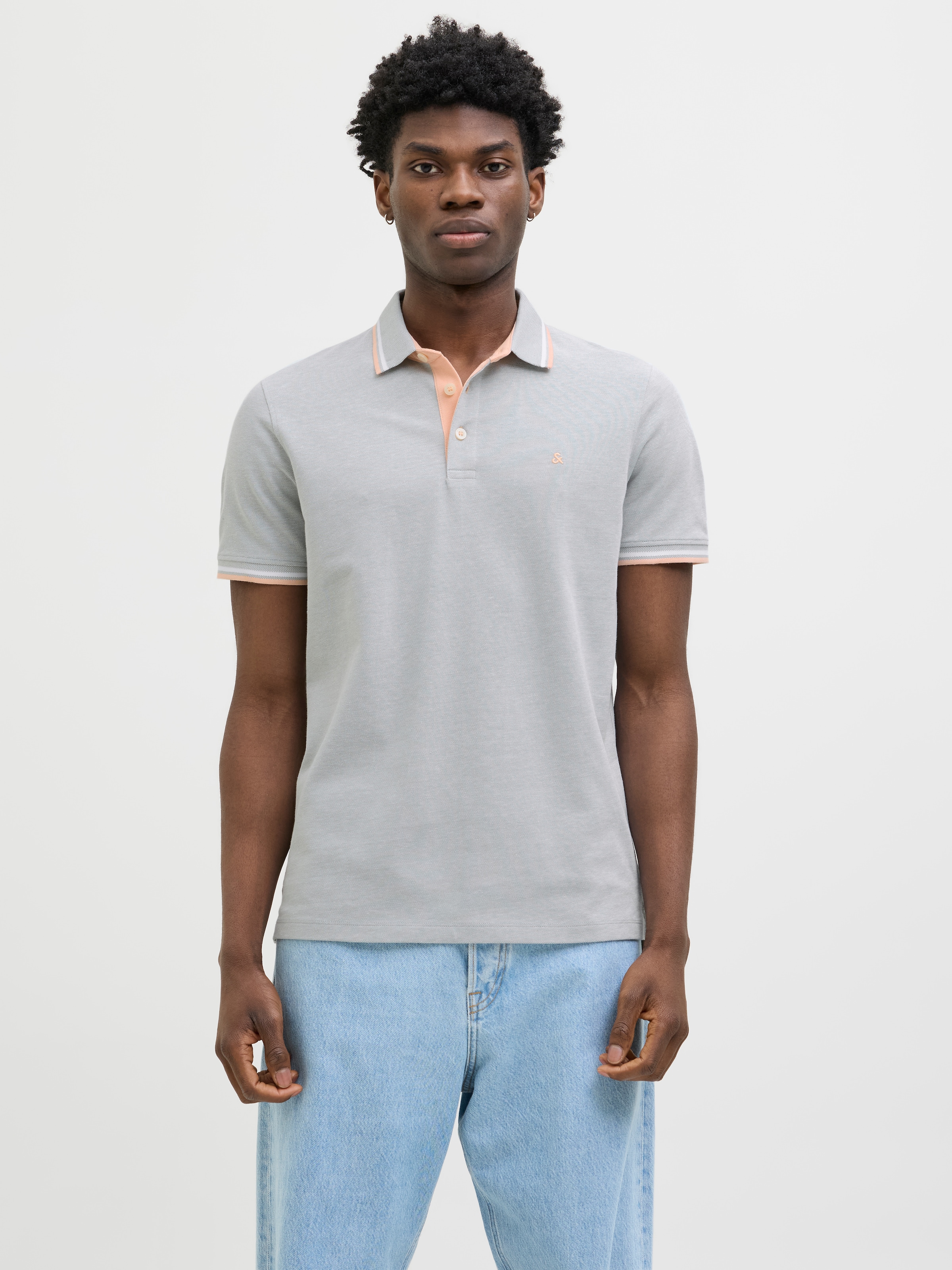 Jack & Jones Poloshirt »JJEPAULOS POLO SS NOOS«, mit Logo Stickerei