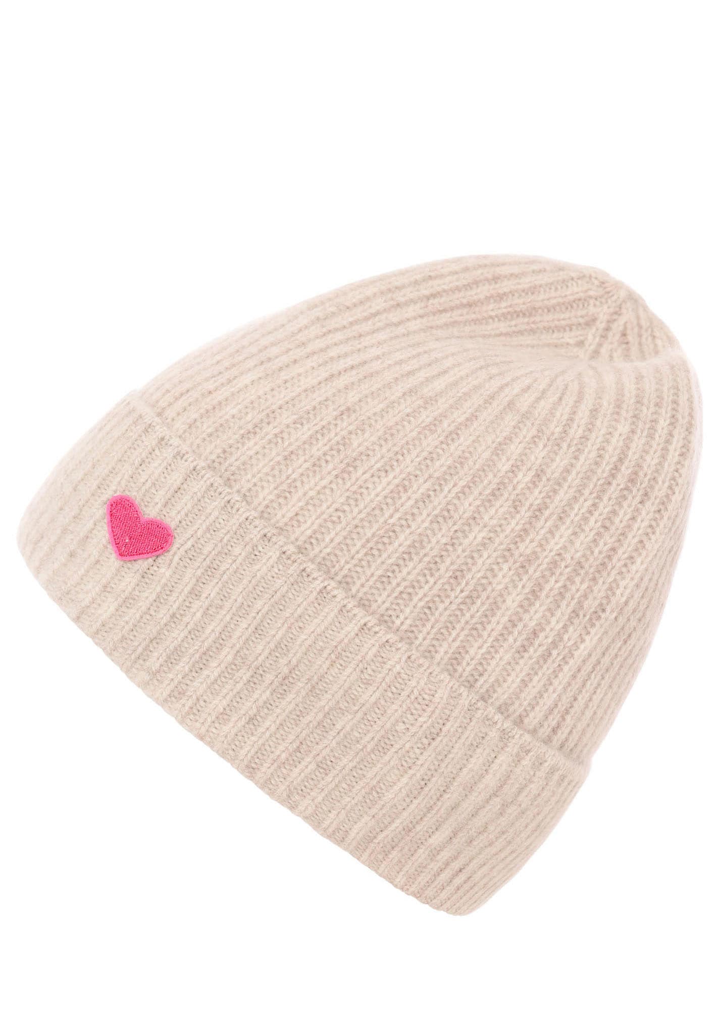 Zwillingsherz Beanie »Beanie mit Herz Aufnäher«, (Packung), mit herzförmigem Detail