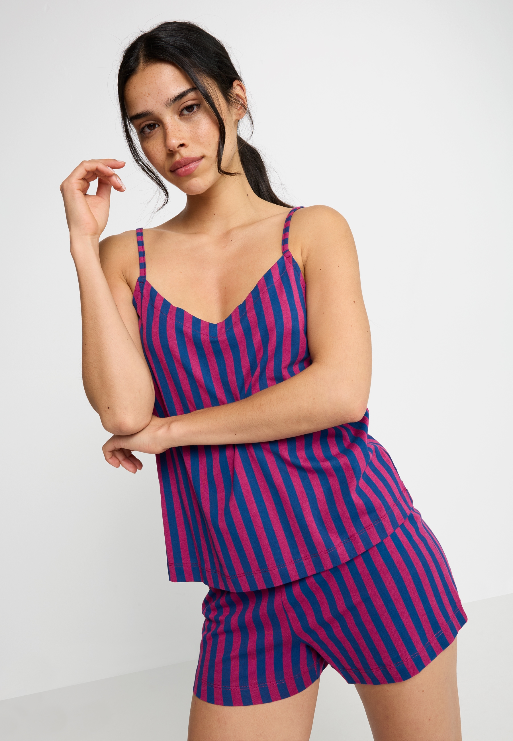 LSCN by LASCANA Shorty 2 tlg. mit schönem Druck