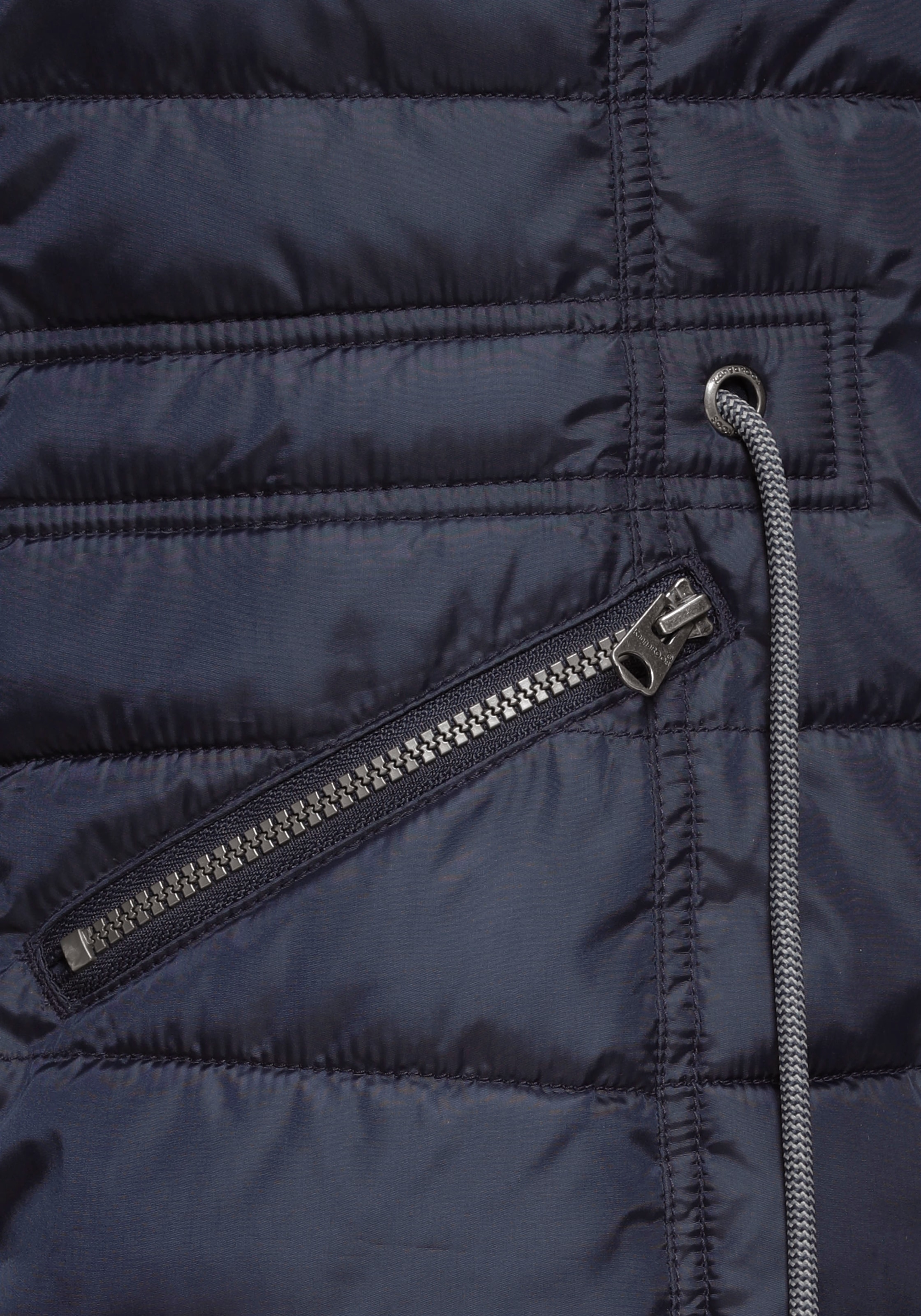 KangaROOS Steppjacke, mit Kapuze, figurbetonter Schnitt, mit Reissverschlusstaschen