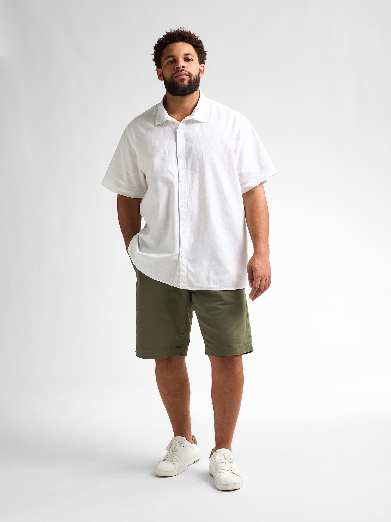 Petrol Industries Chinoshorts, Sommerhose mit Gürtel