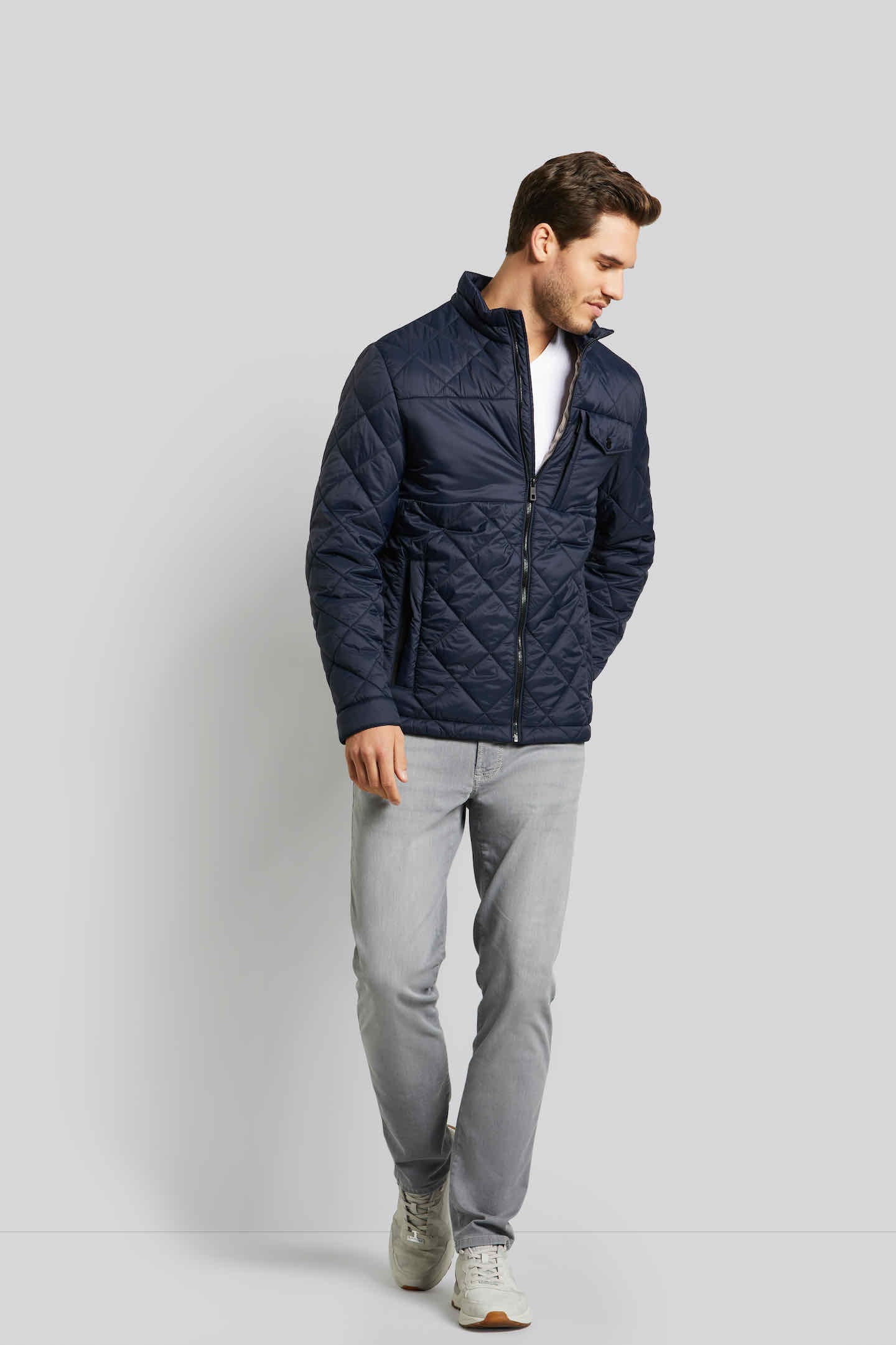 bugatti Steppjacke, ohne Kapuze, mit modernem Stehkragen