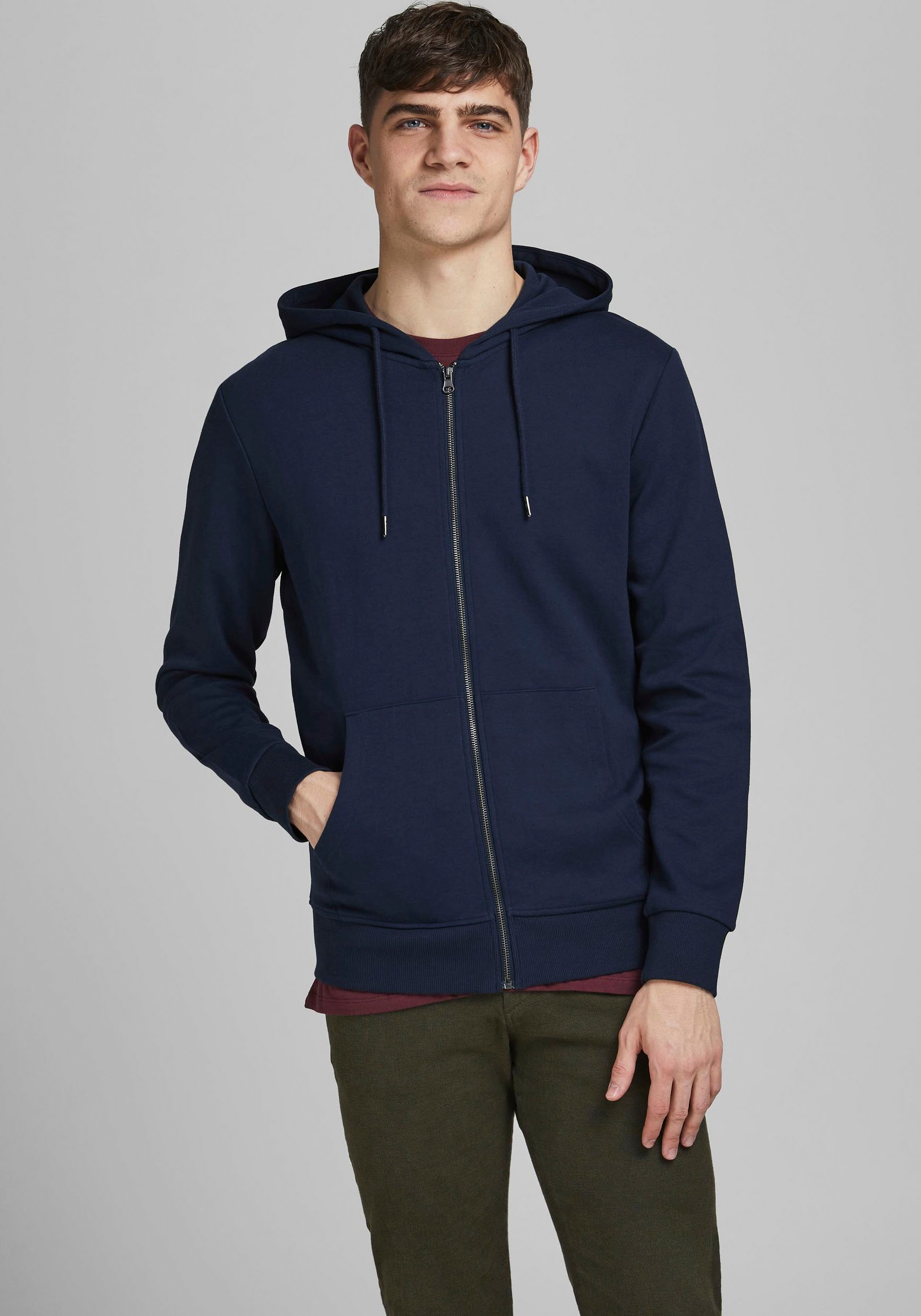 Jack & Jones Kapuzensweatjacke "JJEBASIC Hoodie mit Rippbündchen und angenehmem Tragegefühl" unifarben, modisch, regular fit, Baumwollmischung, Rundhals
