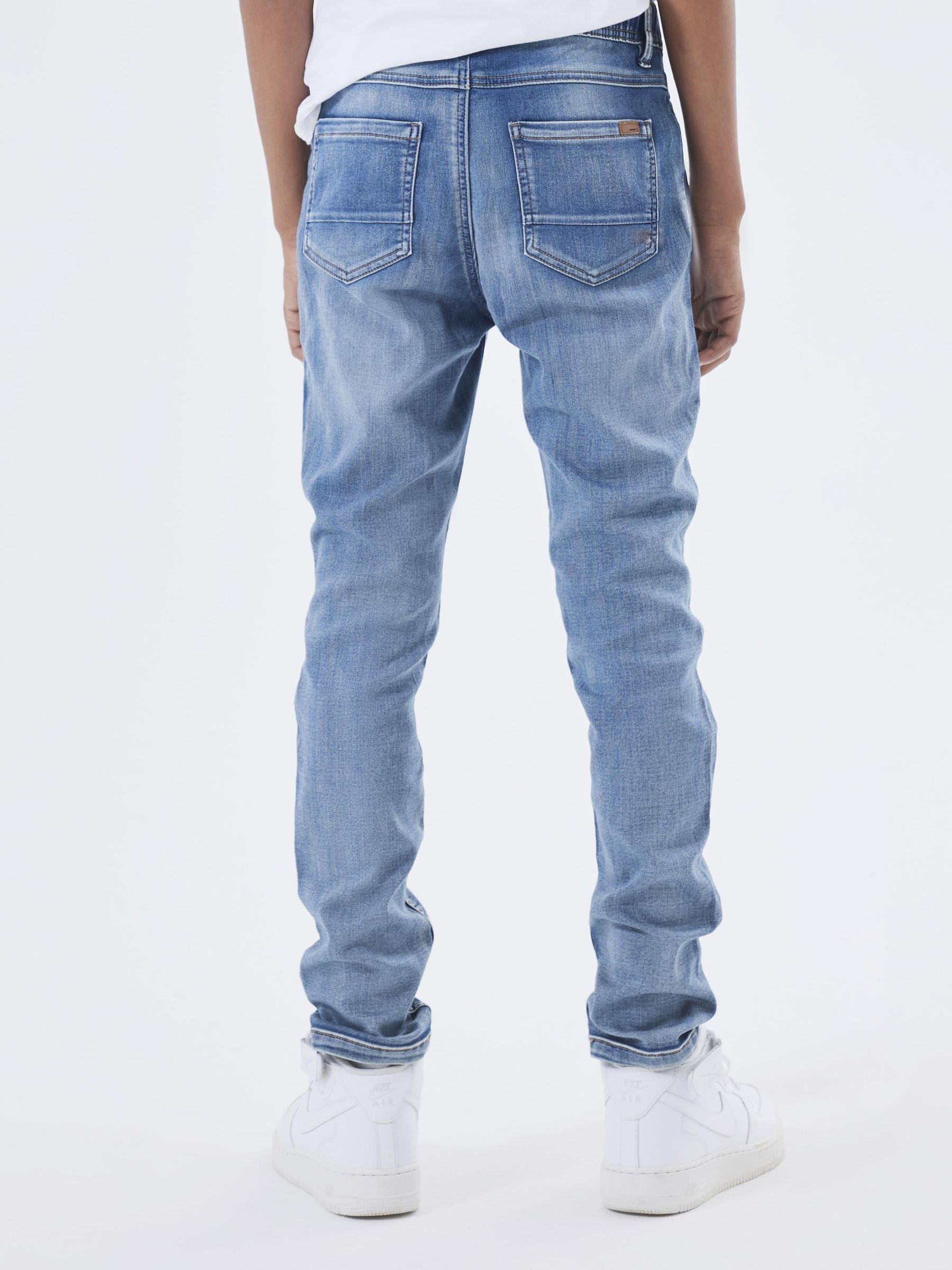 Name It Schlupfjeans »NKMROBIN für Jungen mit Bindeband und elastischem Denim« lässig geschnitten, Denim, Abriebeffekte, angesetztes Bündchen