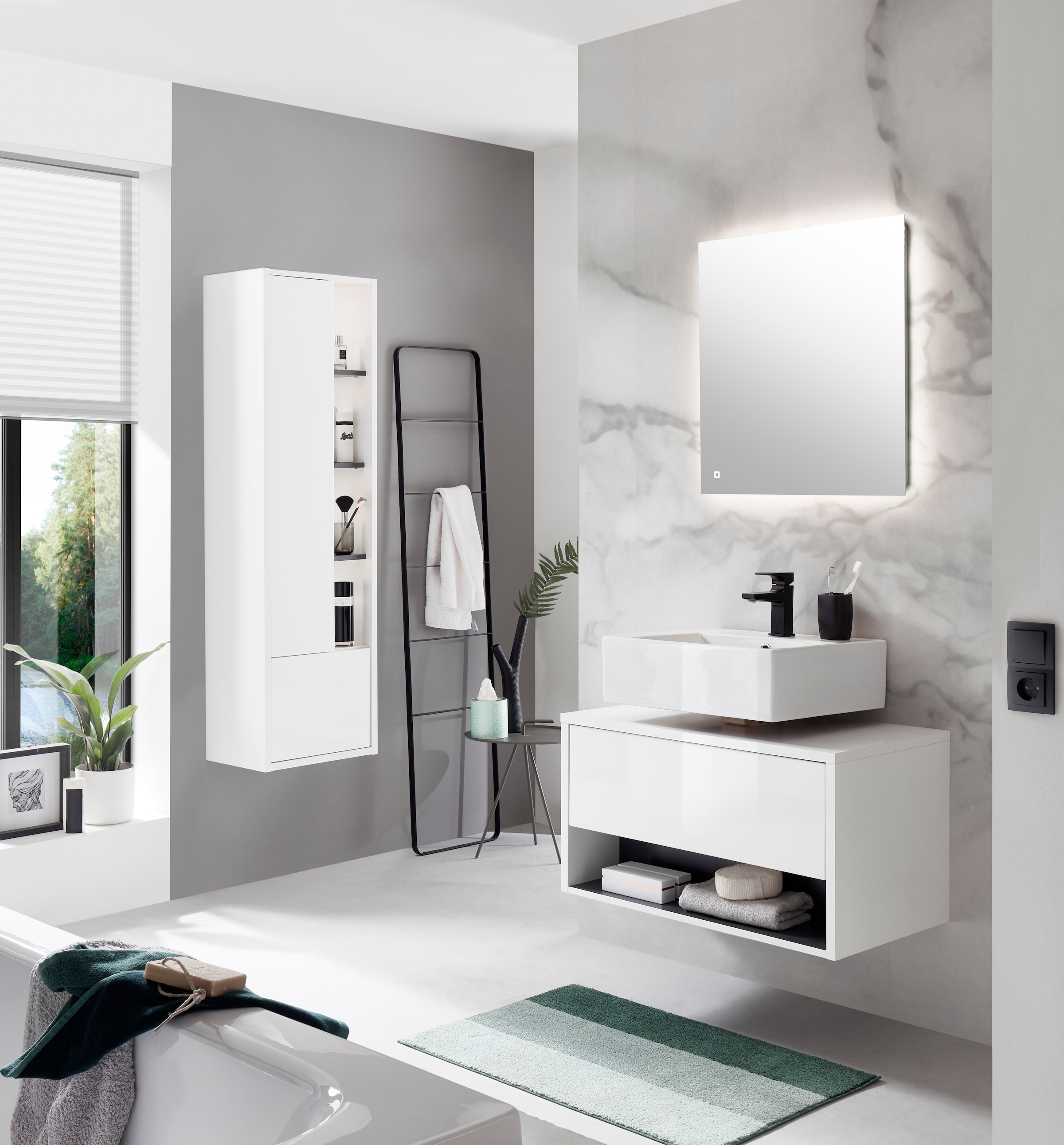 Places of Style Badmöbel-Set »Studio Line, Bad im modernen Design, 3-teiliges Badezimmer«, (3 St.), Schrank, Unterschrank und Spiegel, in zwei Farben verfügbar, Stauraum