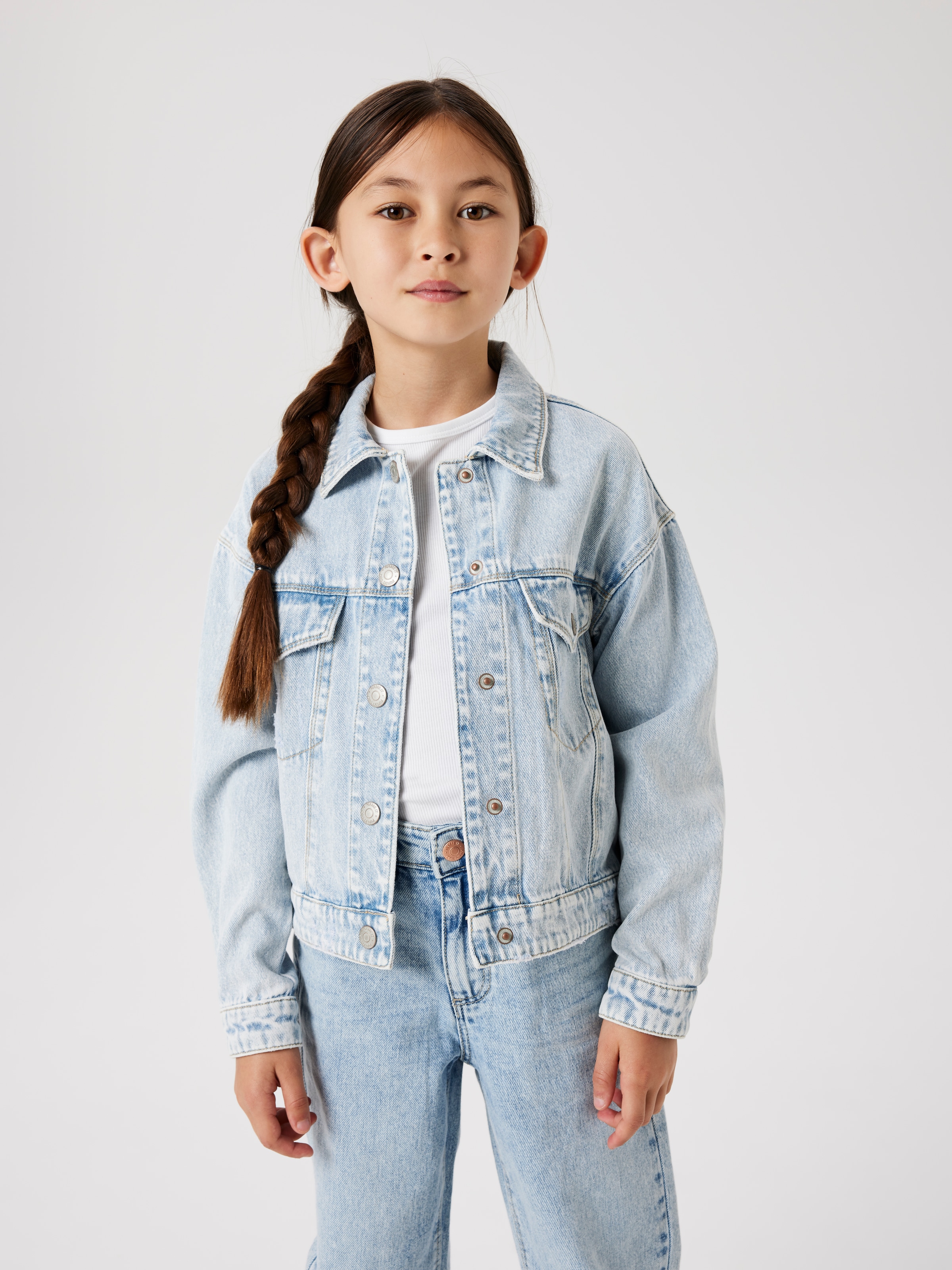 Name It Jeansjacke »NKFMILA DNM JACKET 8510-ZA NOOS« ohne Kapuze in leicht verkürzter, klassischer Form
