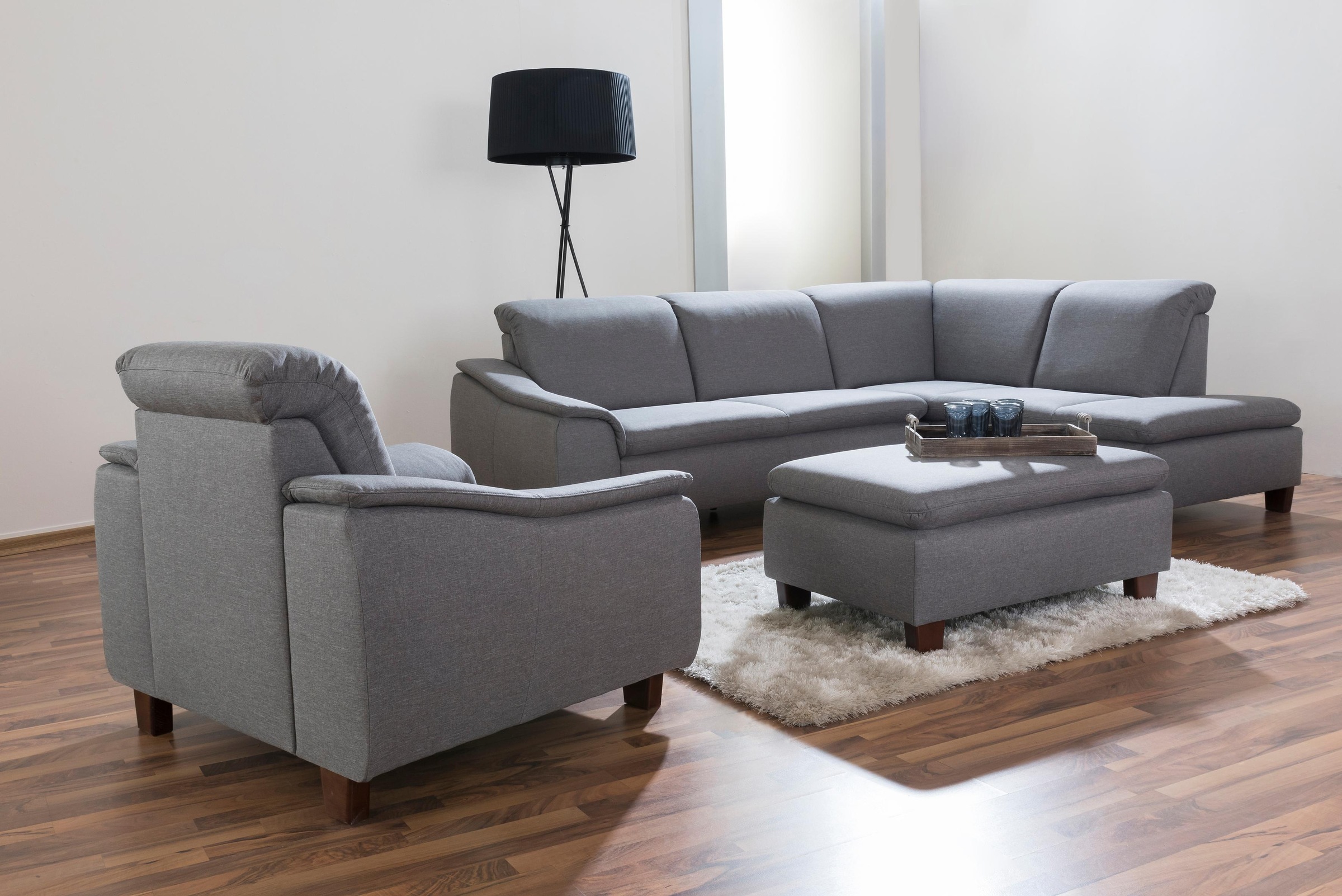Max Winzer® Ecksofa »Alessio, aktuelle Mattenoptik, geschwungene Formensprache, bequem«, mit abgerundeter Rückenlehne, Ottomane wahlweise links oder rechts