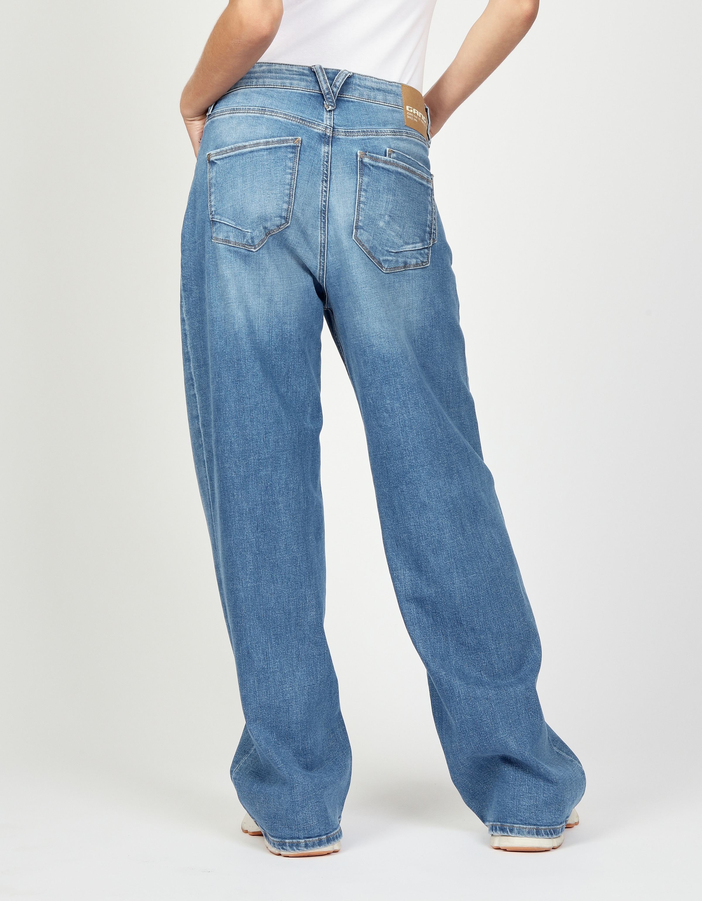 GANG Loose-fit-Jeans »94FANNY«, mit aufwändiger Schnittführung