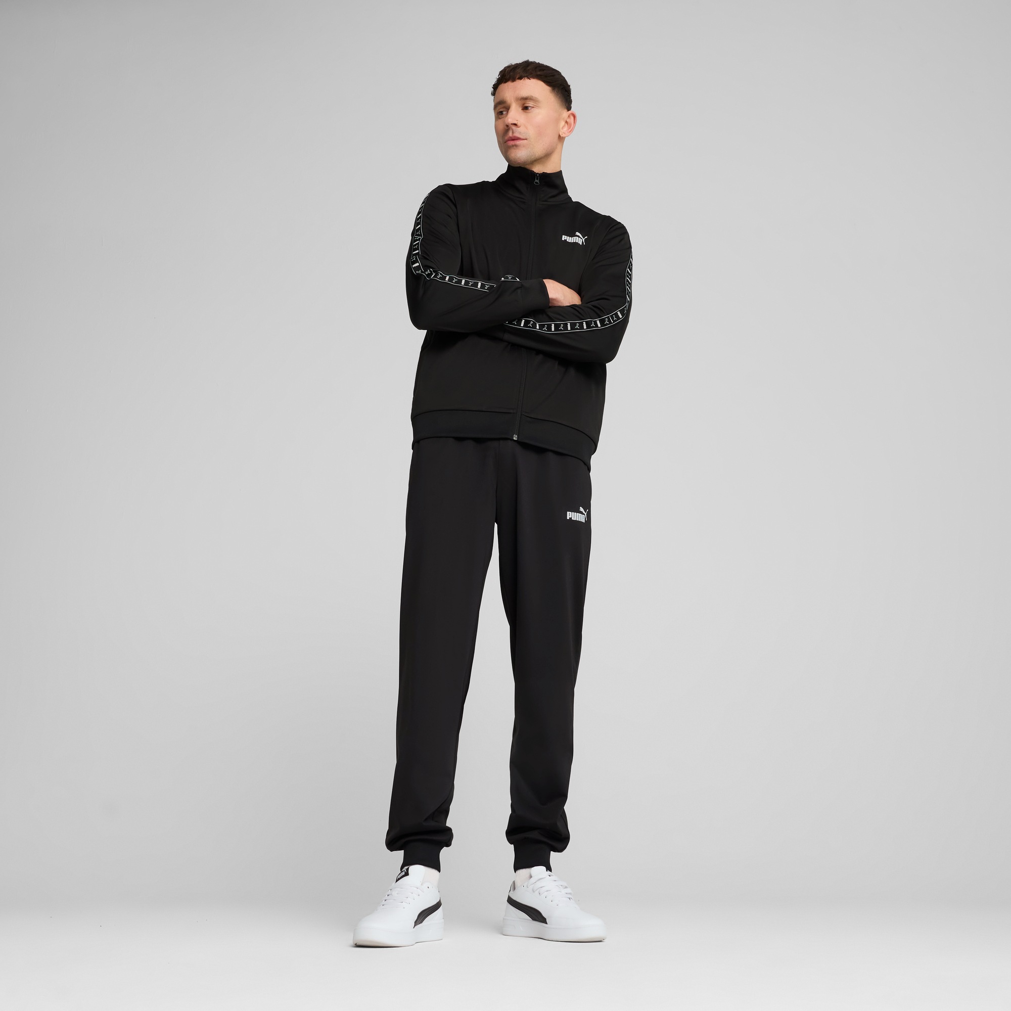 PUMA Trainingsanzug »POLY TAPE SUIT« 2 Stk. zweiteiliges Set, mit hohem Kragen, mit gerippten Bündchen
