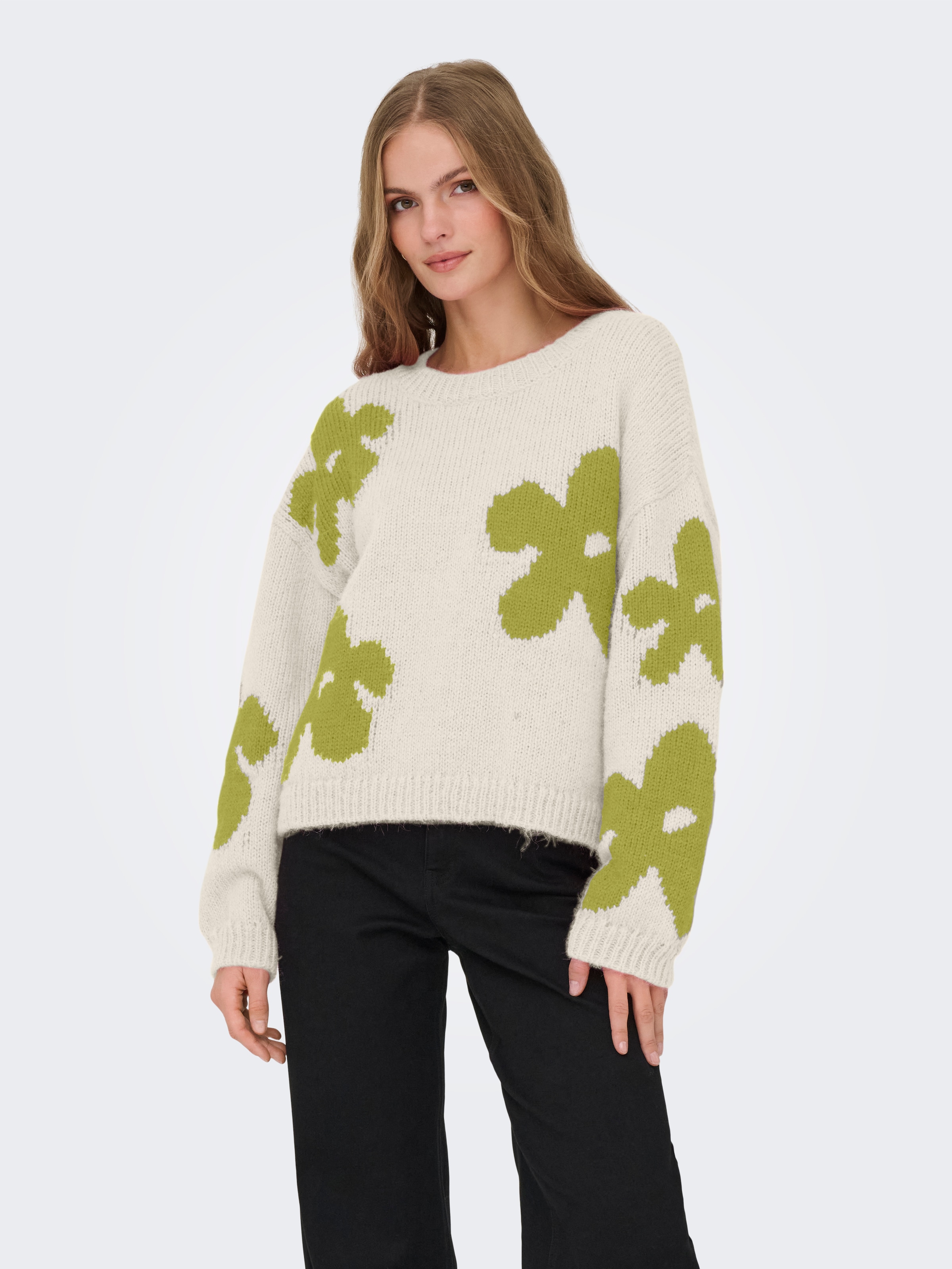 ONLY Strickpullover "ONLBOOTLE LIFE LS FLOWER O-NECK KNT" Kunstfaser, loose fit