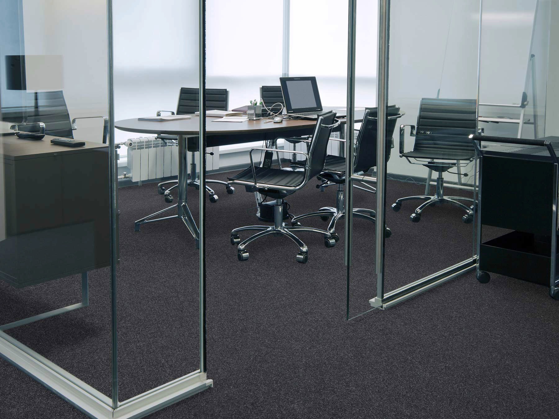 Primaflor TURBO Needle Felt Carpet Anthracite 200x650cm 4