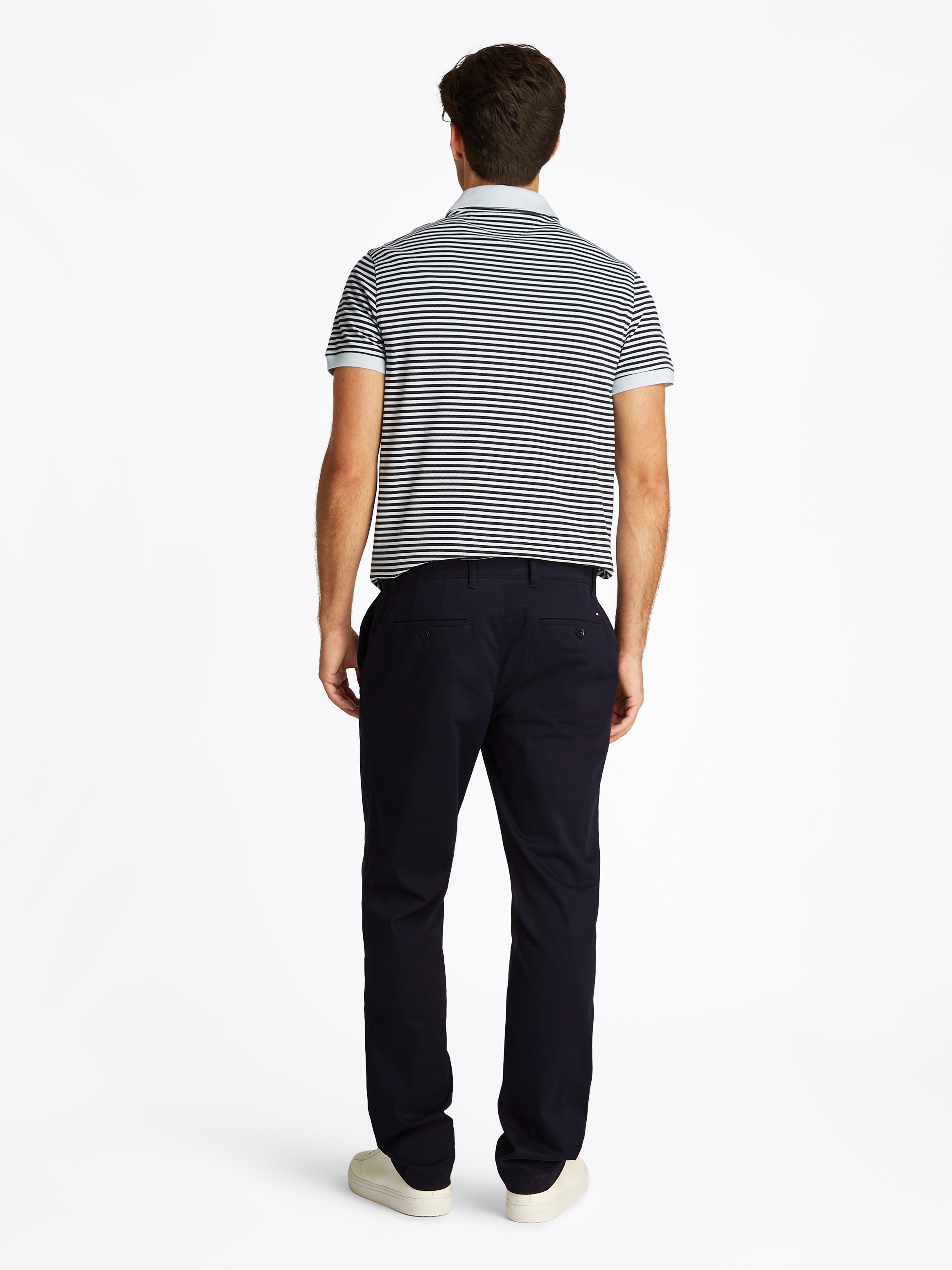 Tommy Hilfiger Chinohose »DENTON CHINO SATIN«, mit Gesässtaschen mit Knopf, Logostickerei