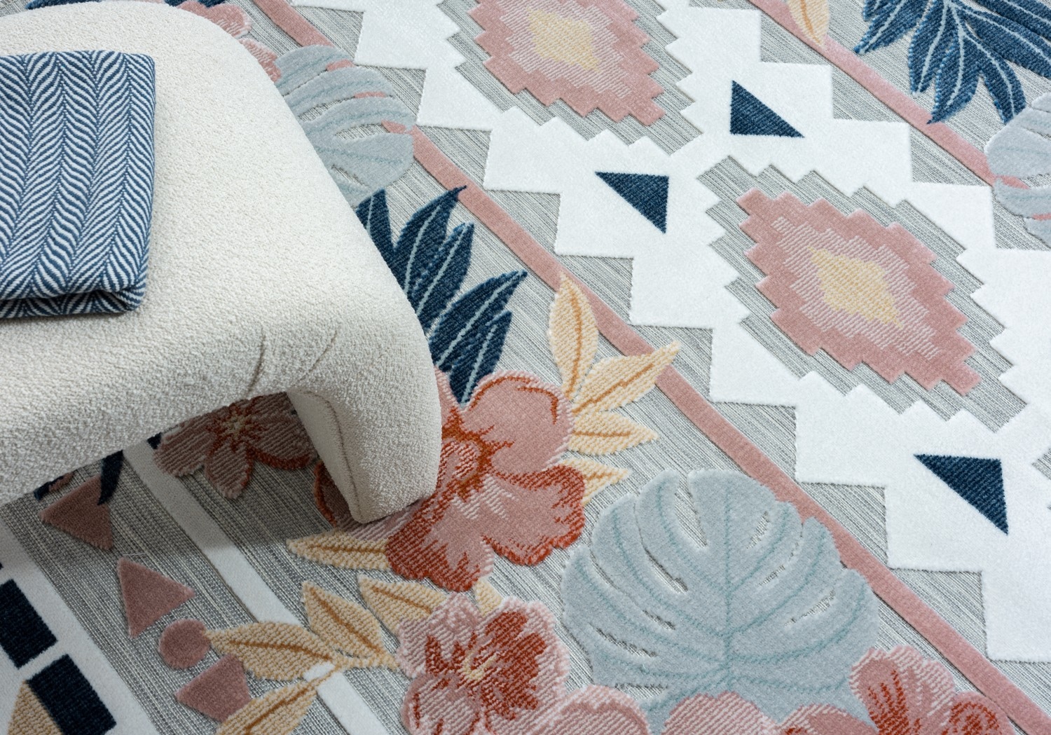 Myflair Möbel & Accessoires Teppich »Lotus, LAGERRÄUMUNG!«, rechteckig, 8 mm Höhe, florales Design, Blumen Motiv, Outdoor geeignet, Balkon, Terrasse