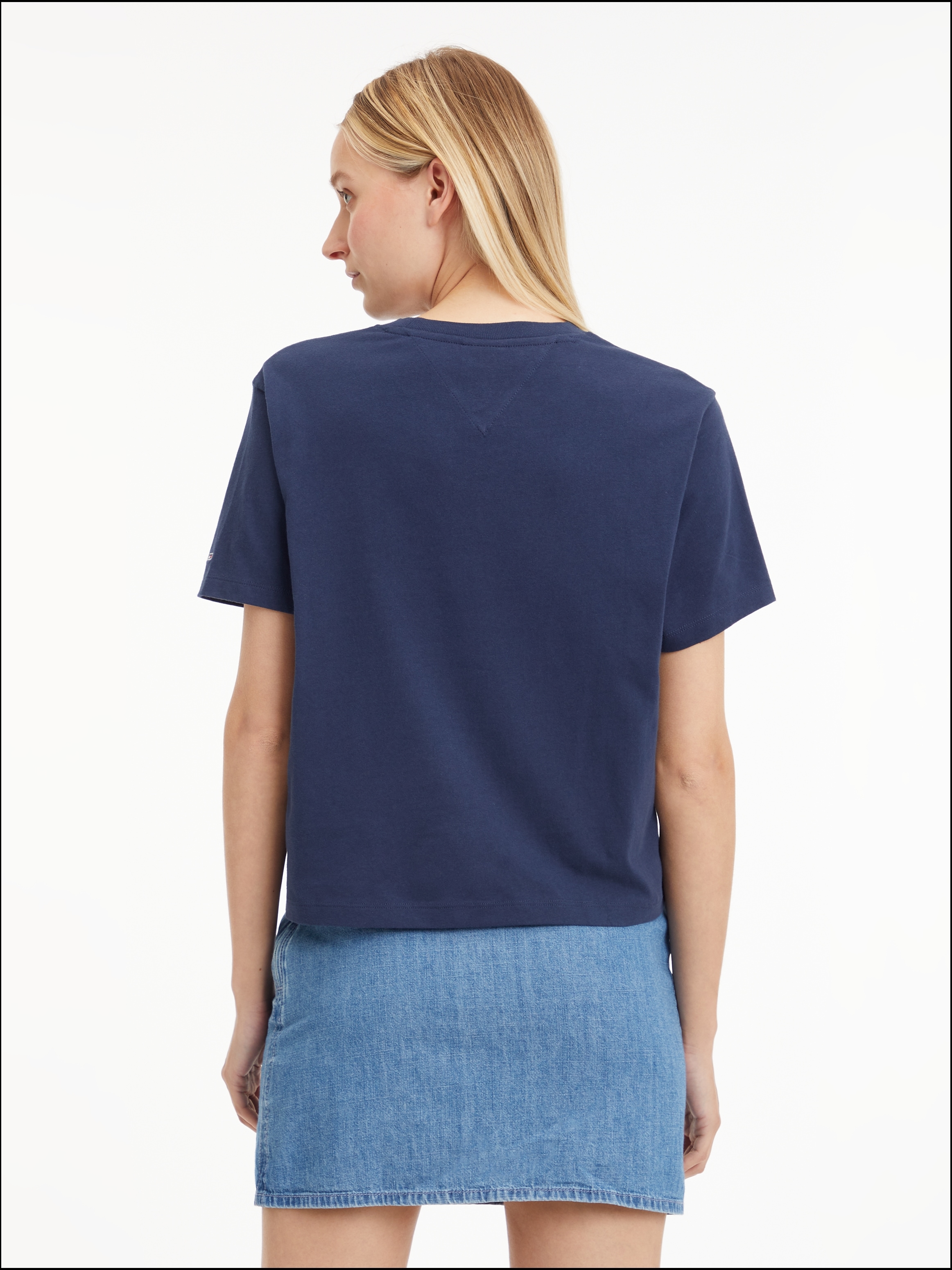 Kurzarmshirt CLS mit LINEAR Jeans Jeans | online bestellen TEE«, Logoschriftzug SERIF Jelmoli-Versand Tommy Tommy »TJW Linear