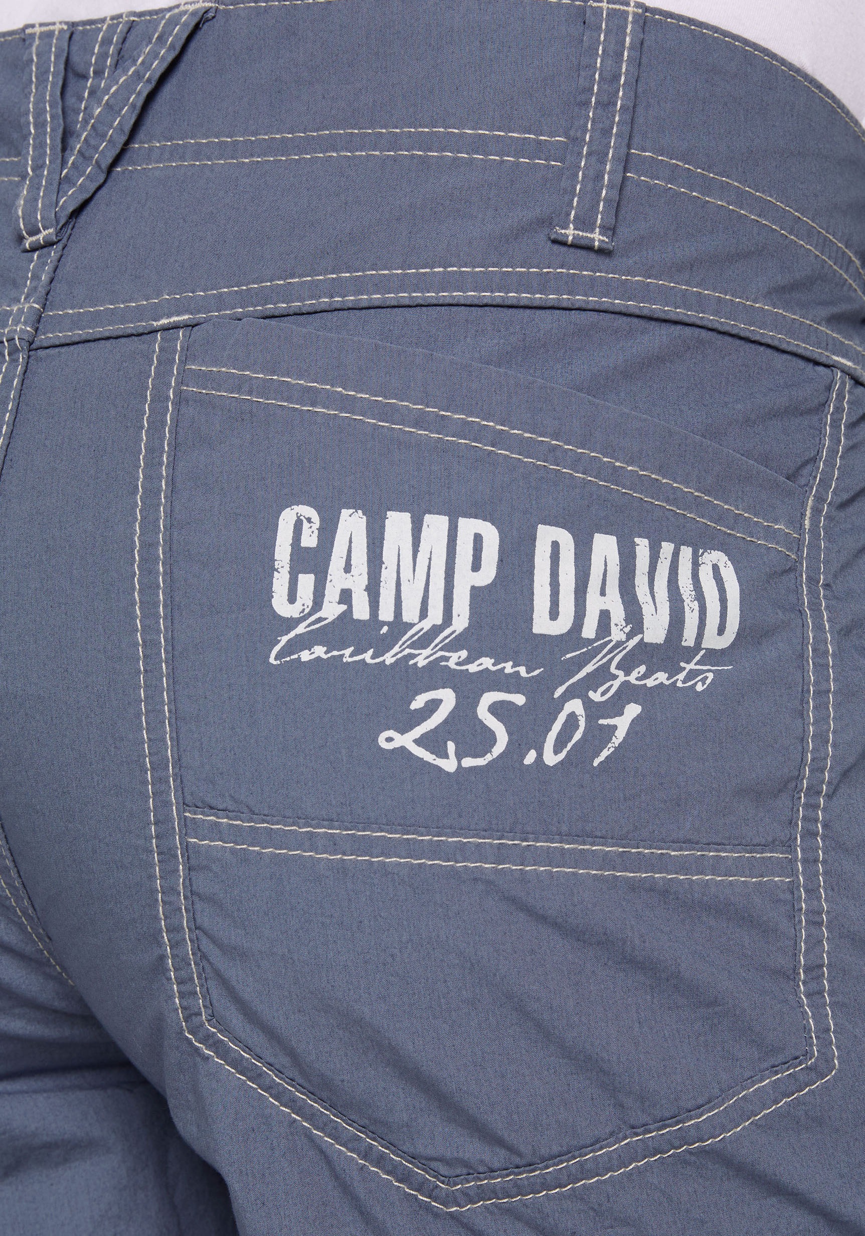 CAMP DAVID Cargoshorts, mit Markenlabel an den Taschen